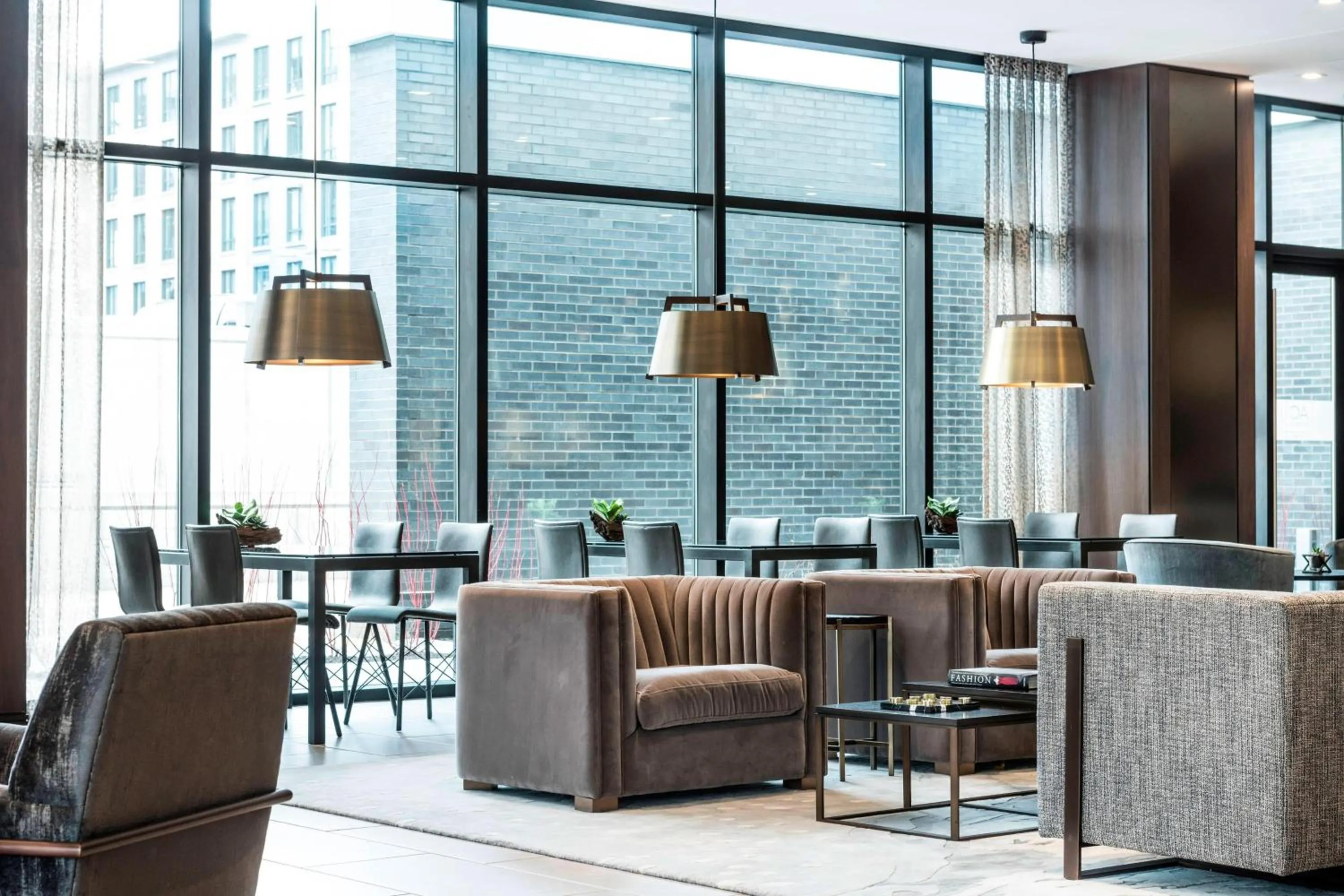 Lounge or bar in AC Hotel by Marriott Boston Downtown