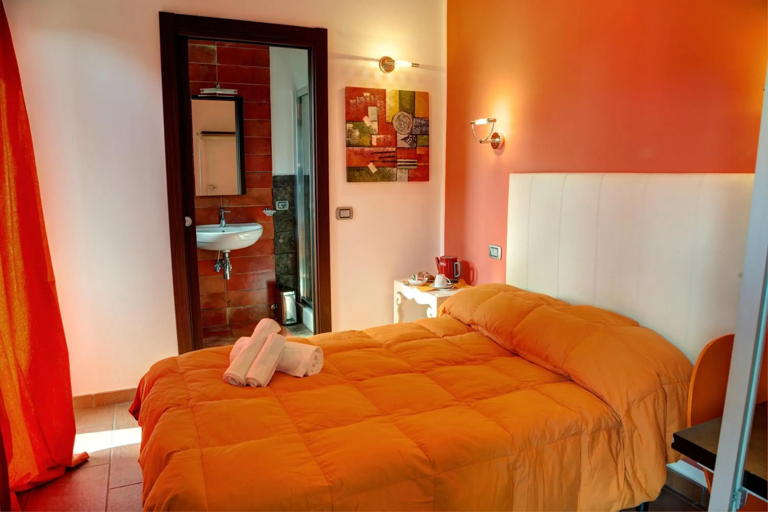 Single Room with Private Bathroom in Antichi Ricordi Single Room with Private Bathroom in Antichi Ricordi