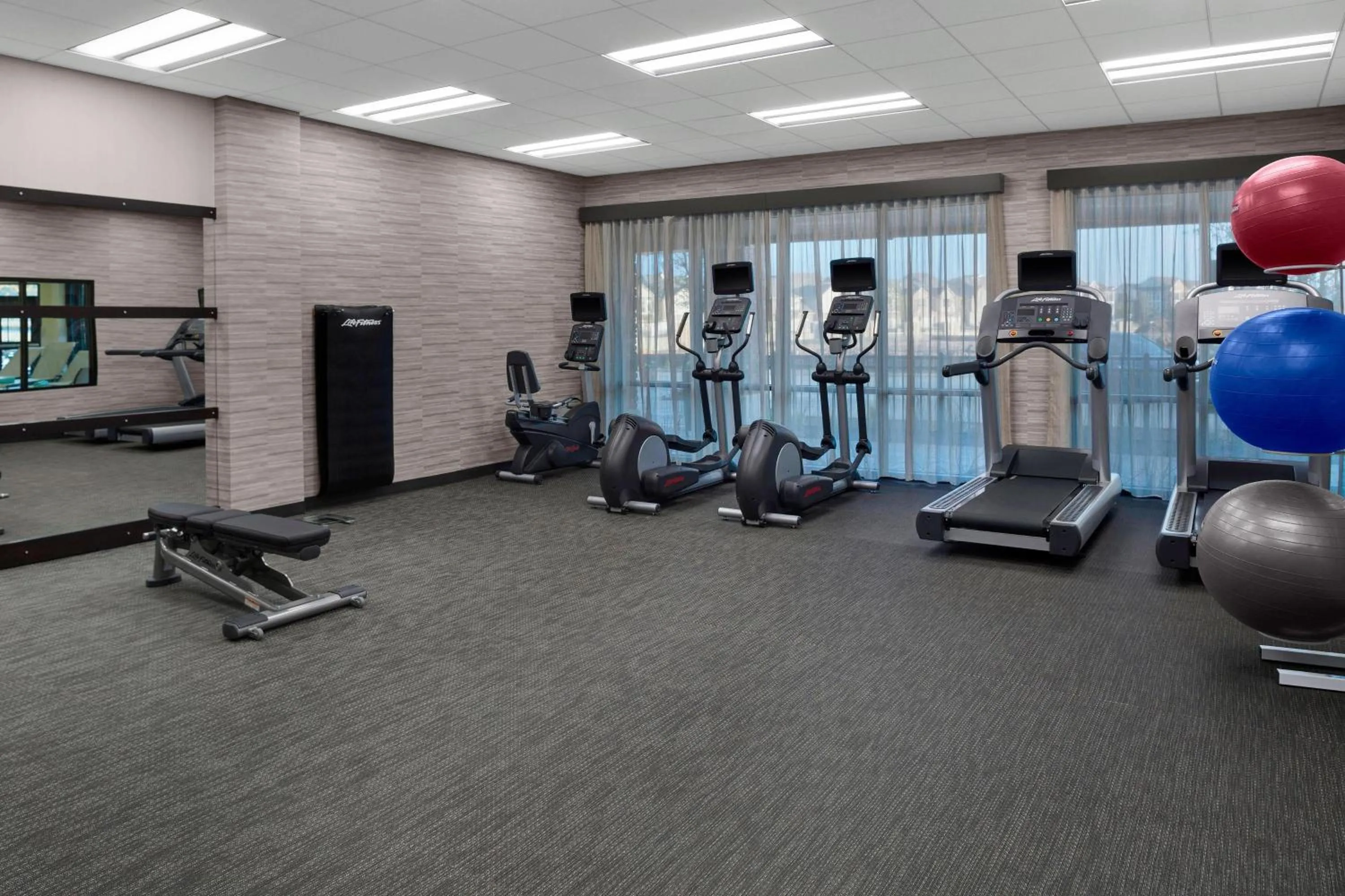 Fitness centre/facilities in Courtyard by Marriott Dallas Flower Mound
