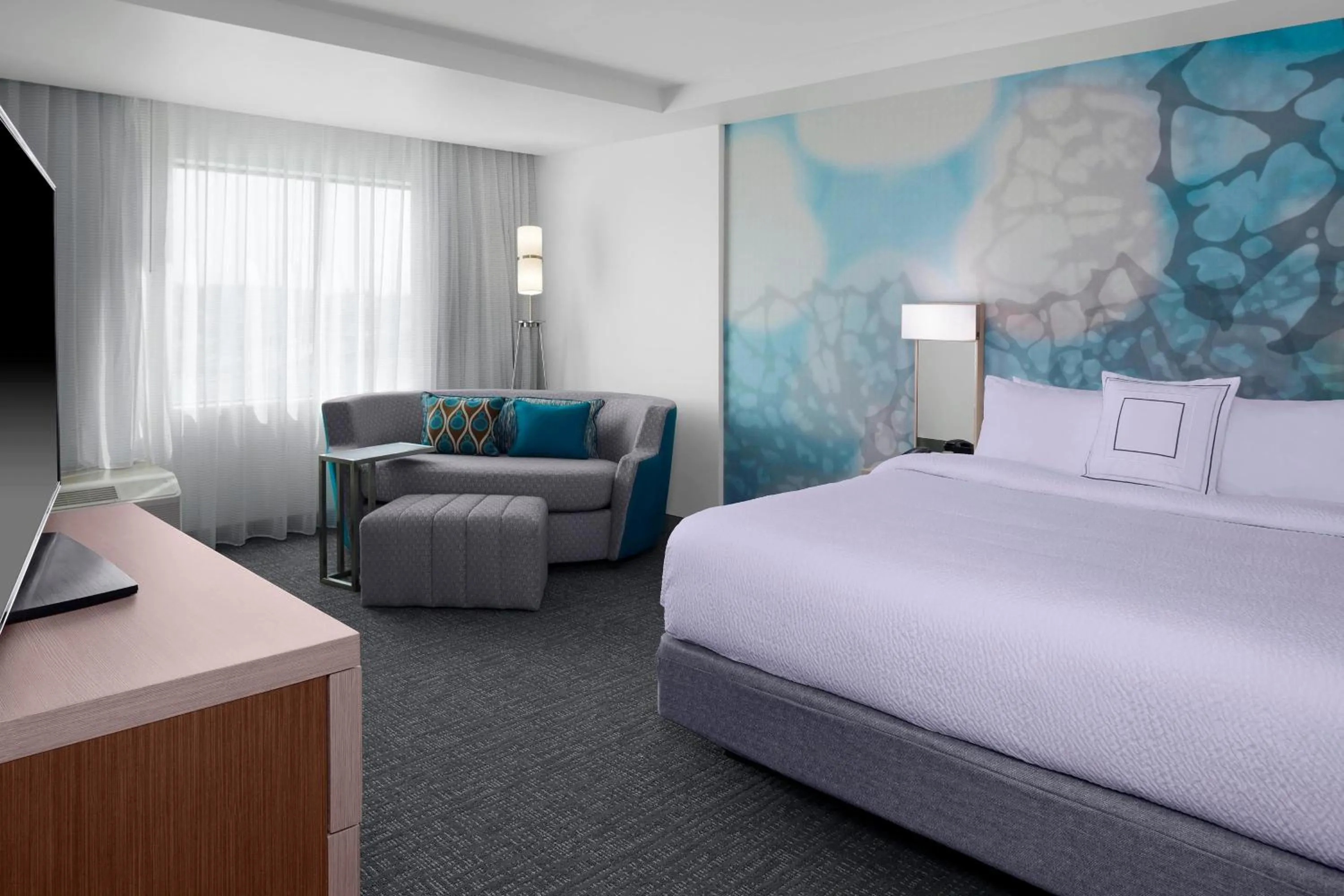 Bedroom, Bed in Courtyard by Marriott Dallas Flower Mound