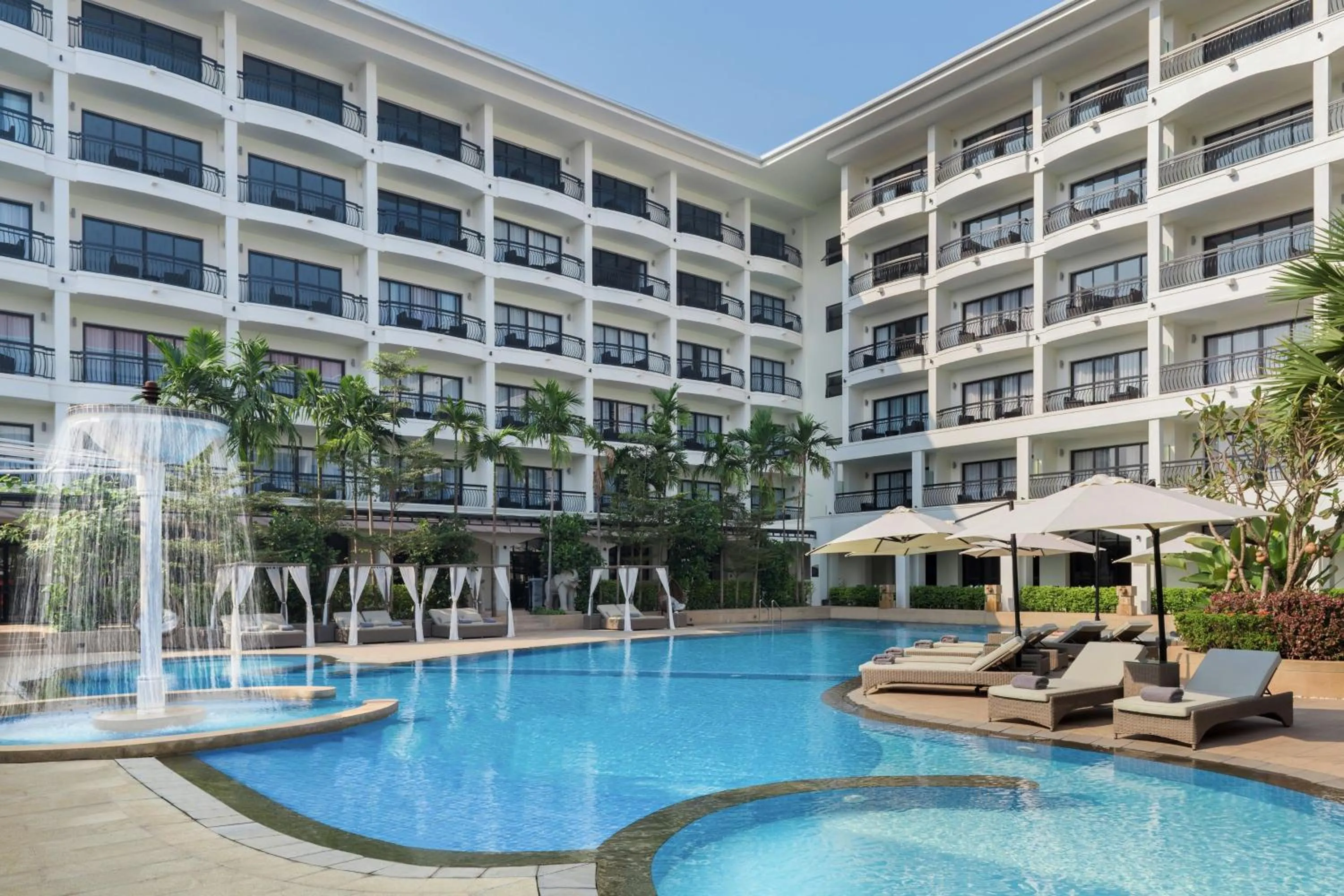 Swimming pool in Courtyard by Marriott Siem Reap Resort