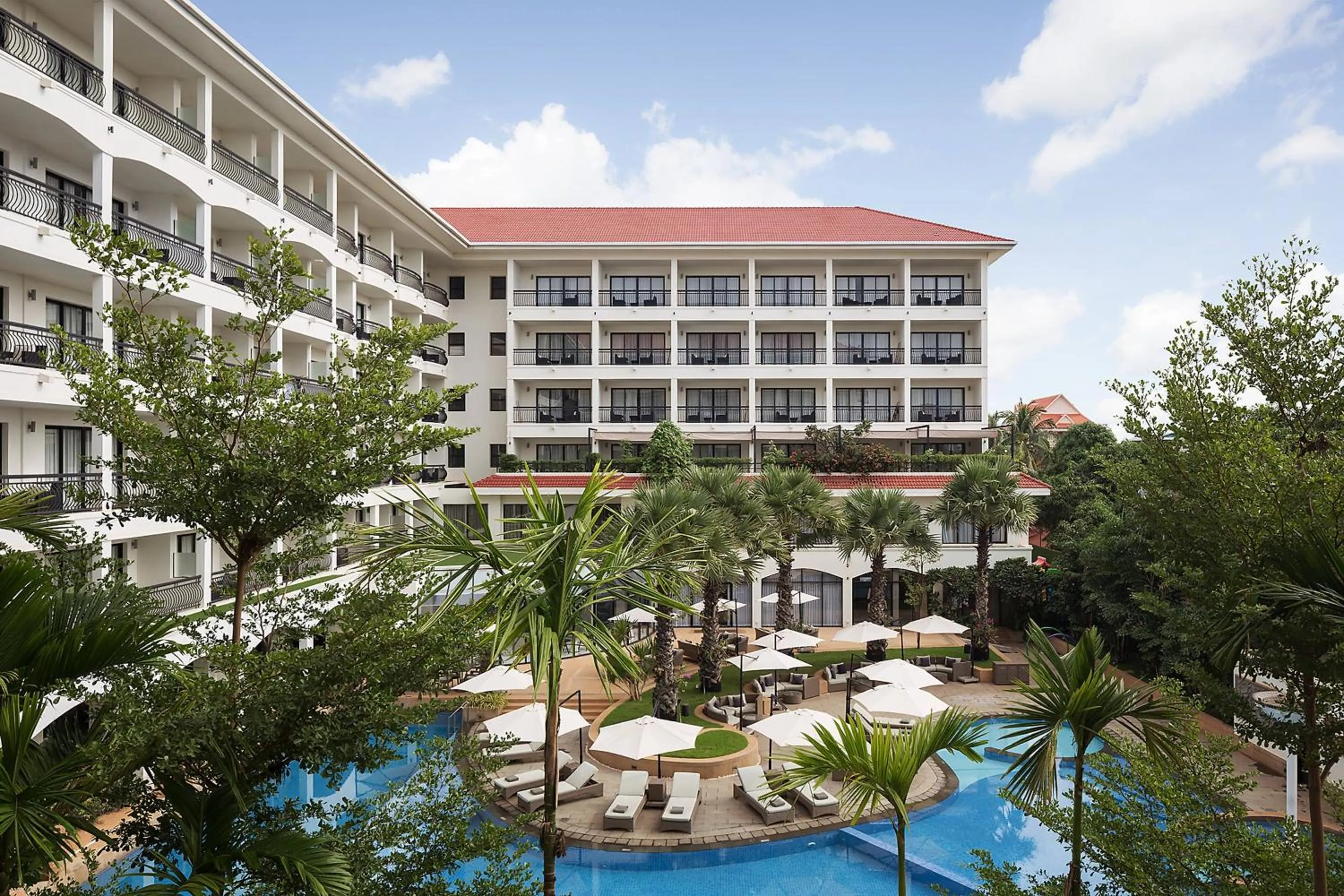 Swimming pool in Courtyard by Marriott Siem Reap Resort