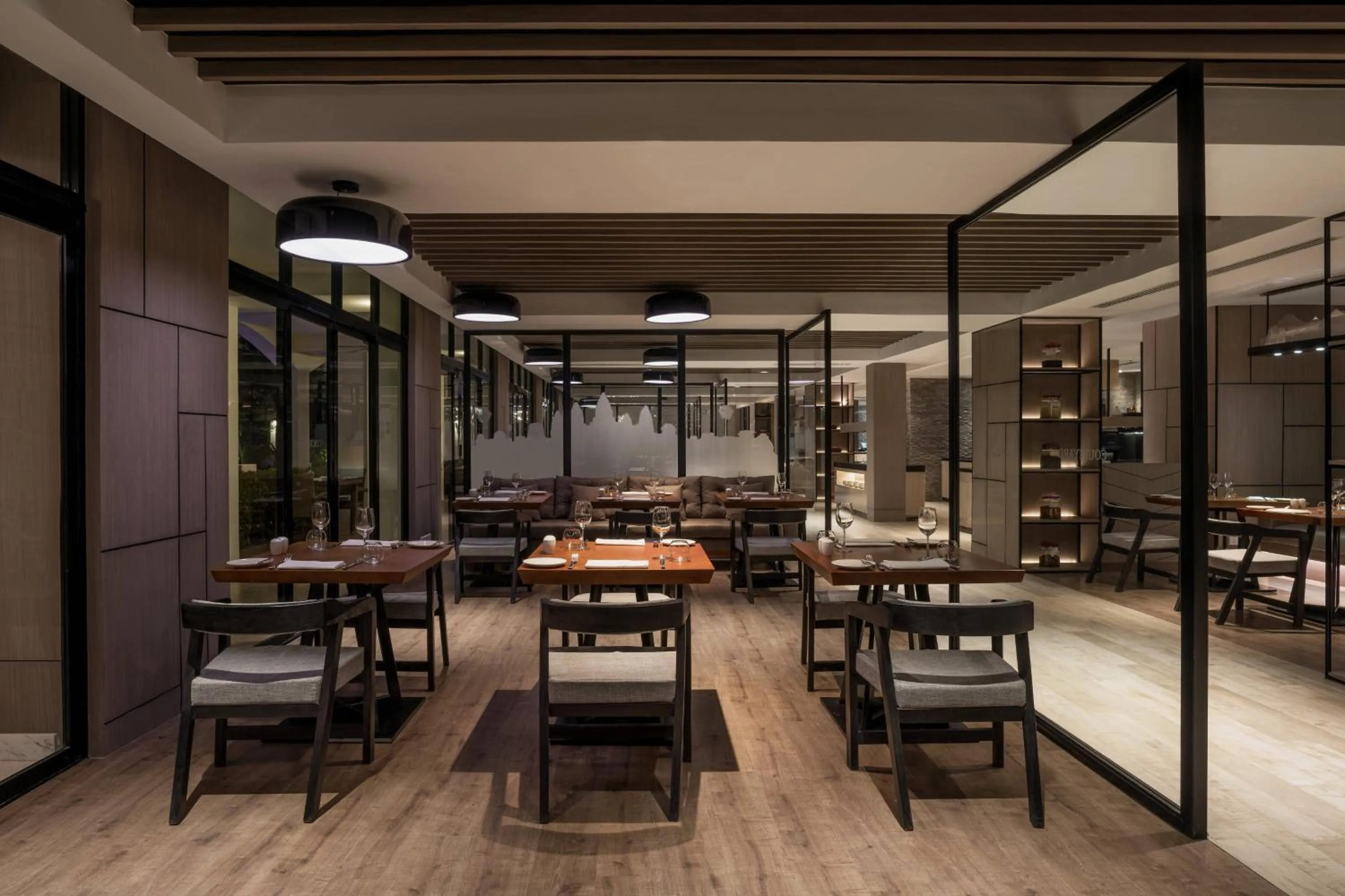 Restaurant/places to eat in Courtyard by Marriott Siem Reap Resort