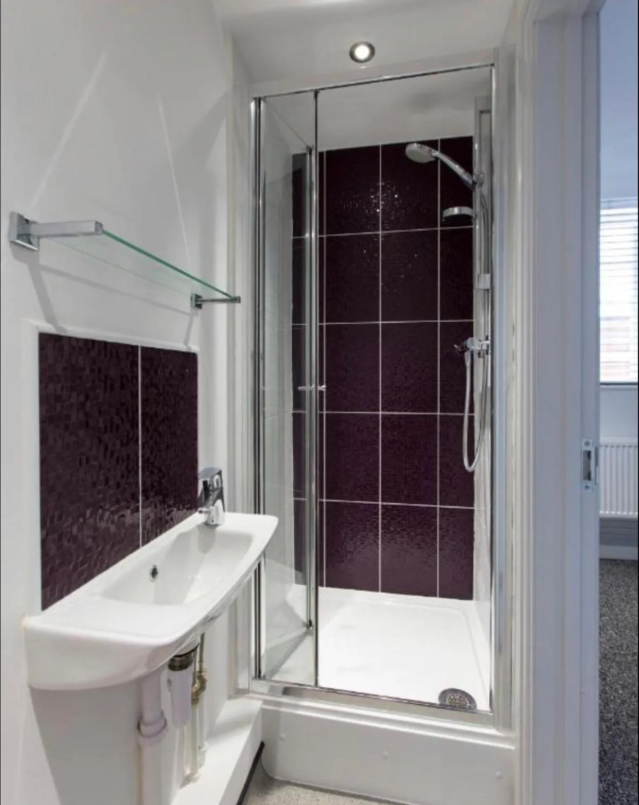 Shower in Old County Court