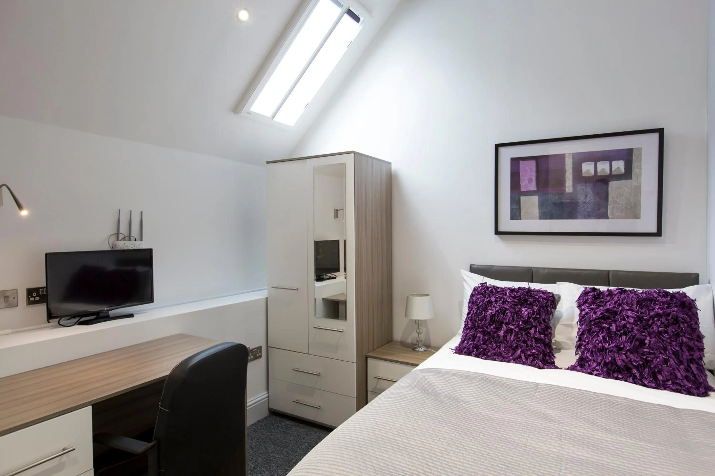 Bedroom, Bed in Old County Court