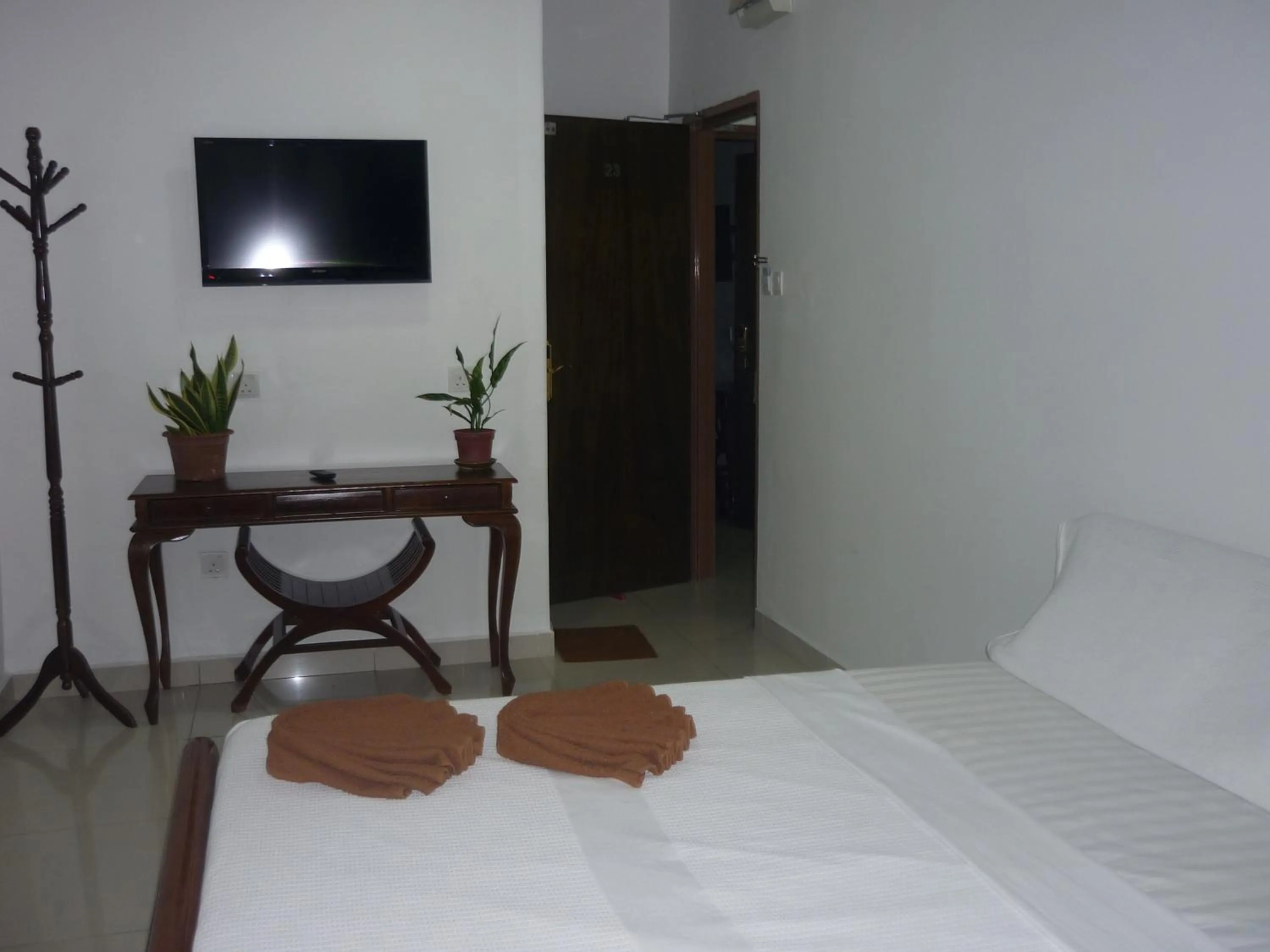 Bed in Hotel Paka INN