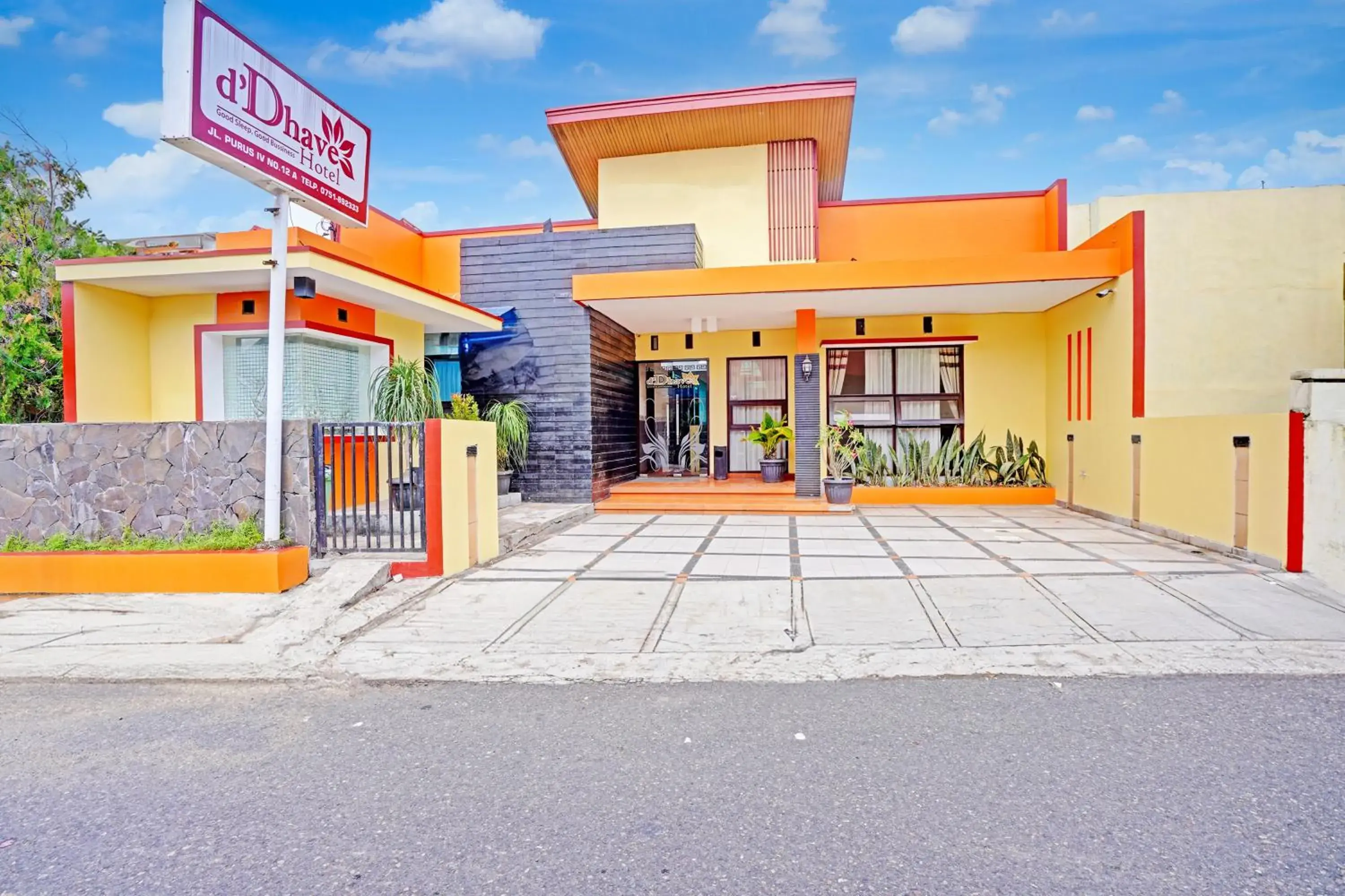 Hotel O Padang City Center Near Pantai Padang Formerly D'Dhave Hotel Hotel O Padang City Center Near Pantai Padang Formerly D'Dhave Hotel