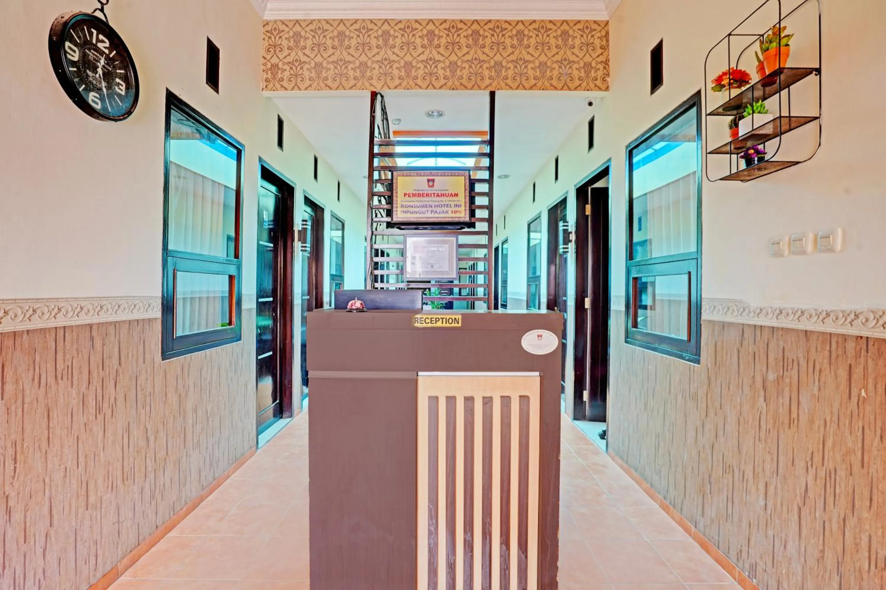 Lobby or reception in Hotel O Padang City Center Near Pantai Padang Formerly D'Dhave Hotel