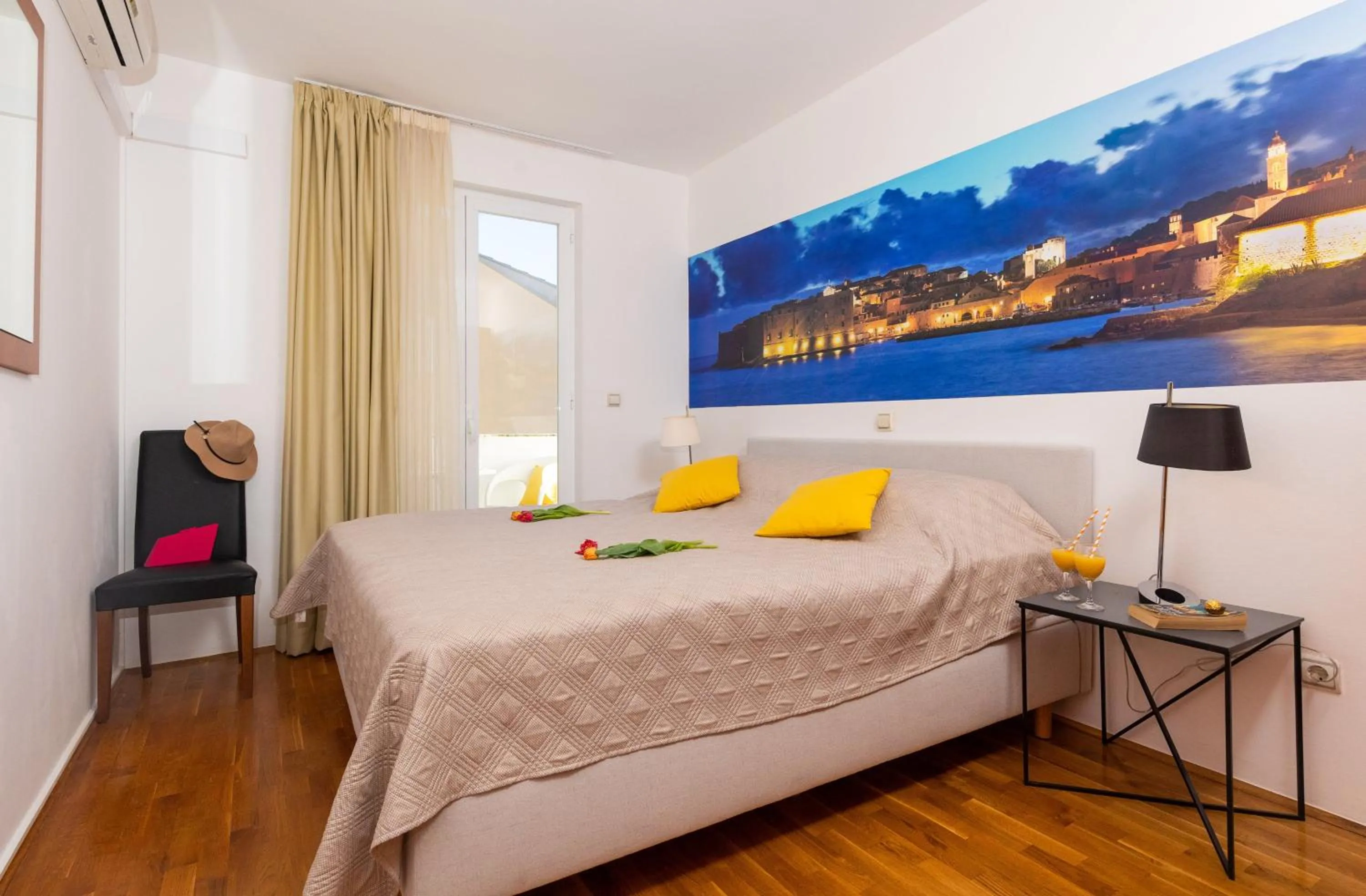 Bedroom, Bed in Villa Erna