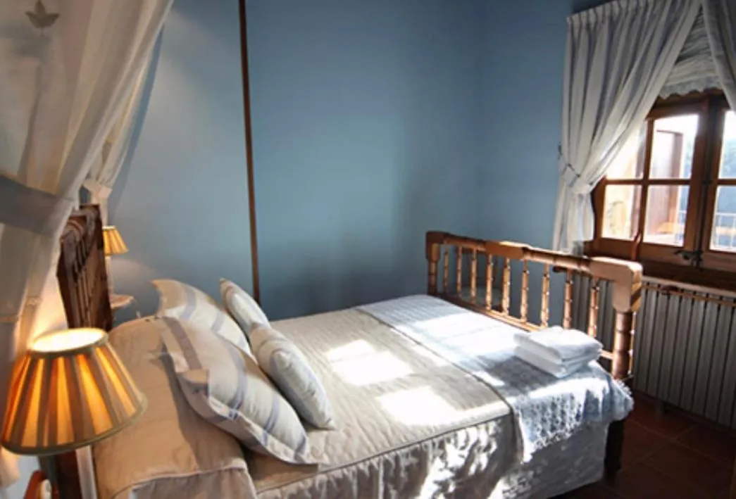 Bed in Turisme Rural Mas Isoles