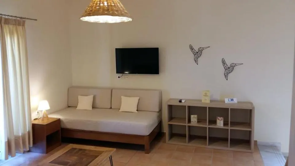 Living room, Bed in Kallicrates Village