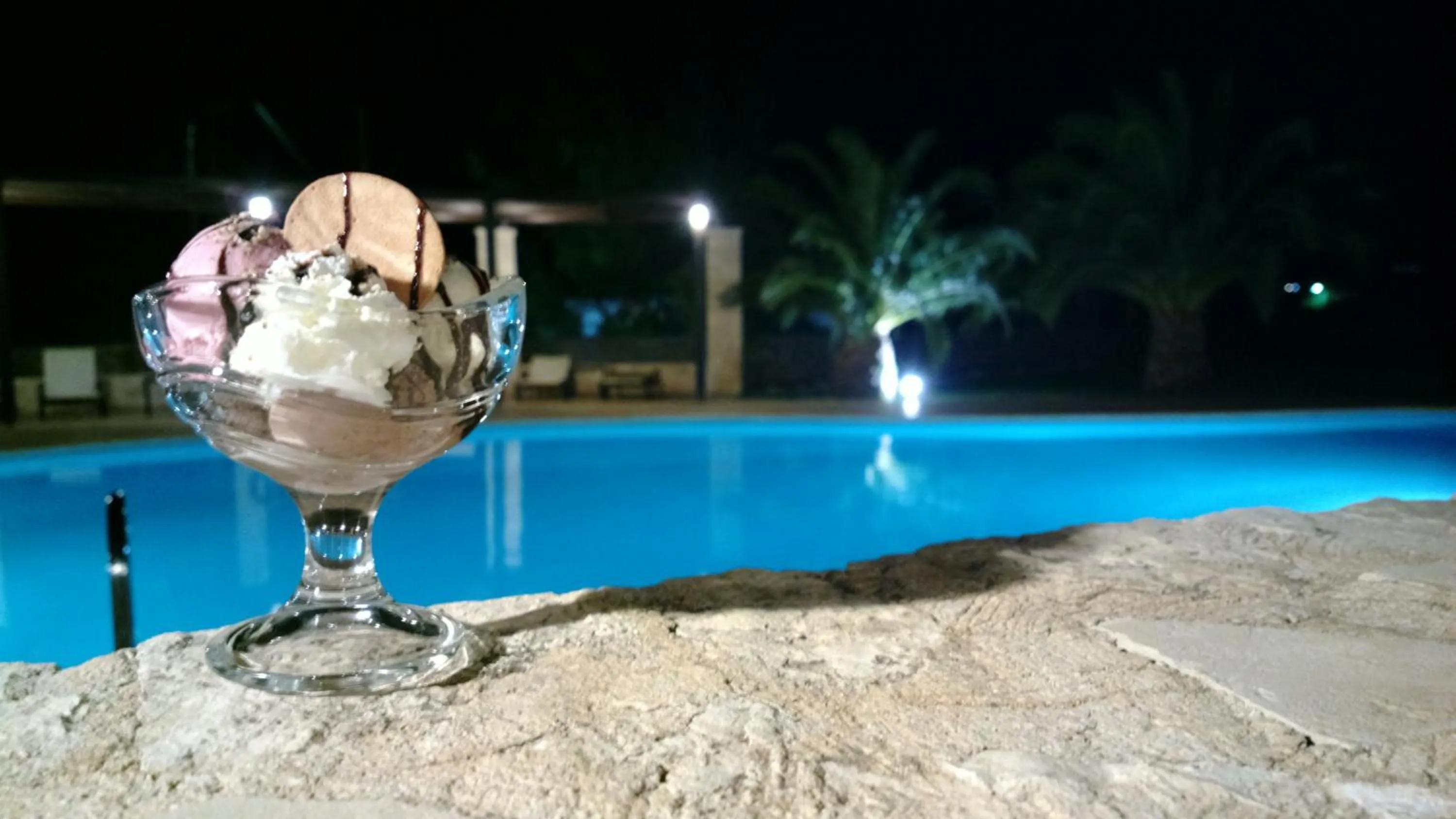 Food in Kallicrates Village