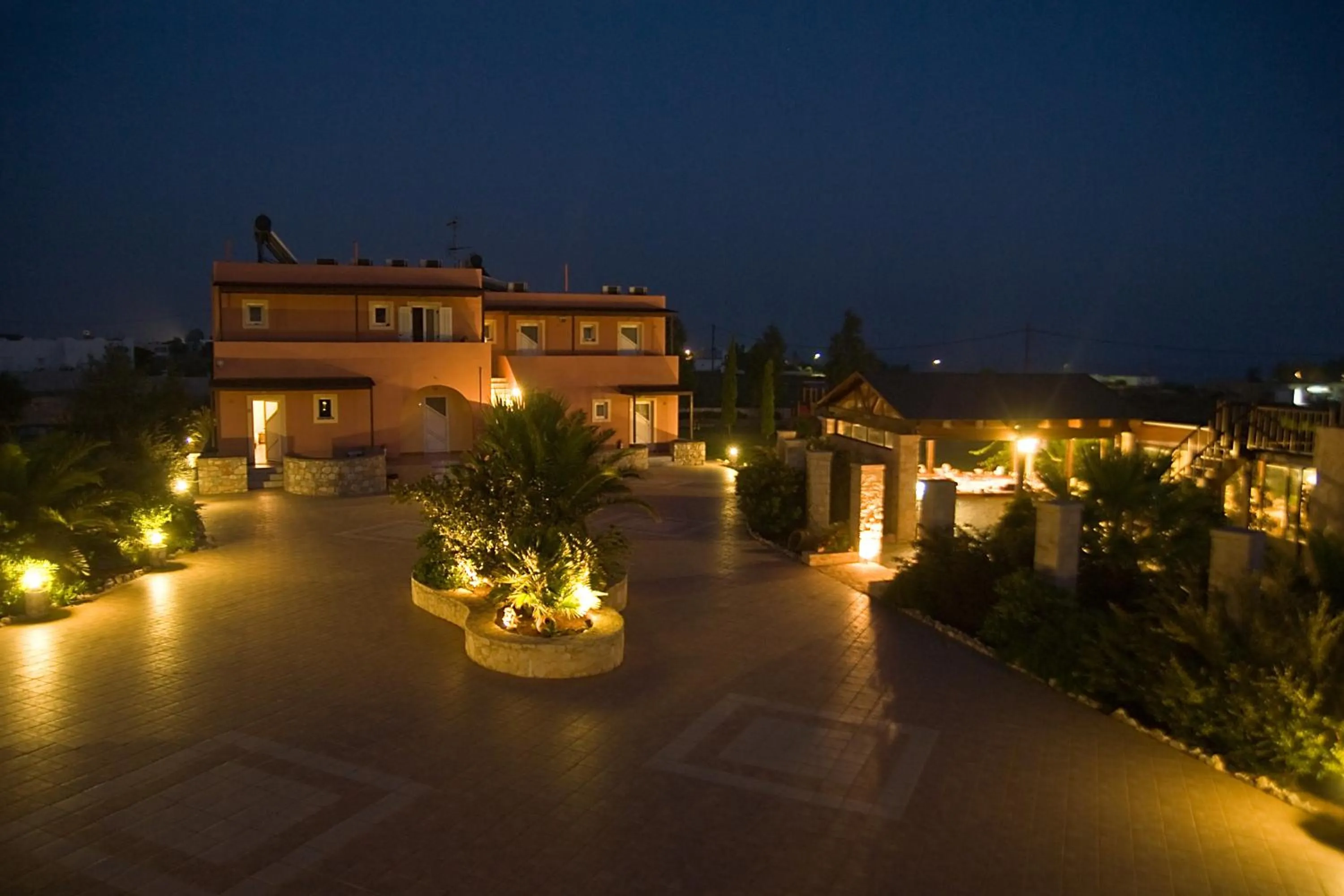 Facade/entrance in Kallicrates Village