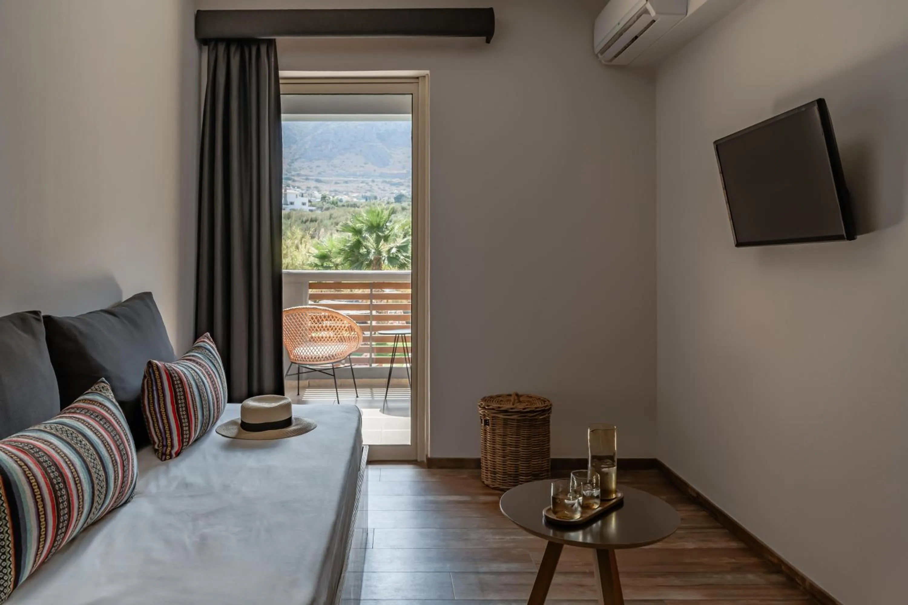 Photo of the whole room in Cook's Club Hersonissos Crete