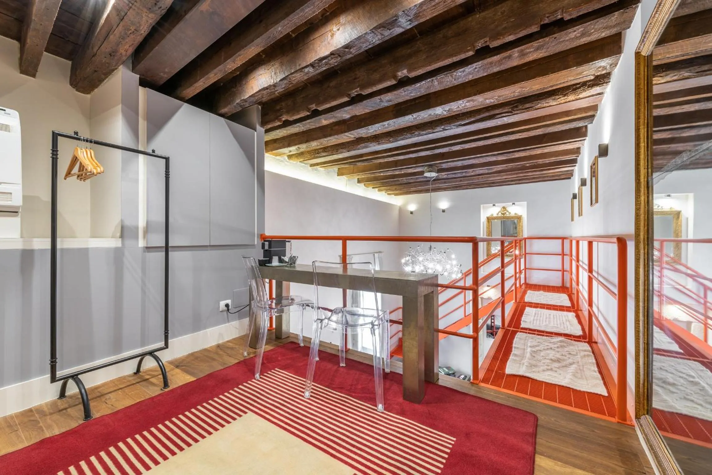 Photo of the whole room, Bed in Il Regio Maison di Charme