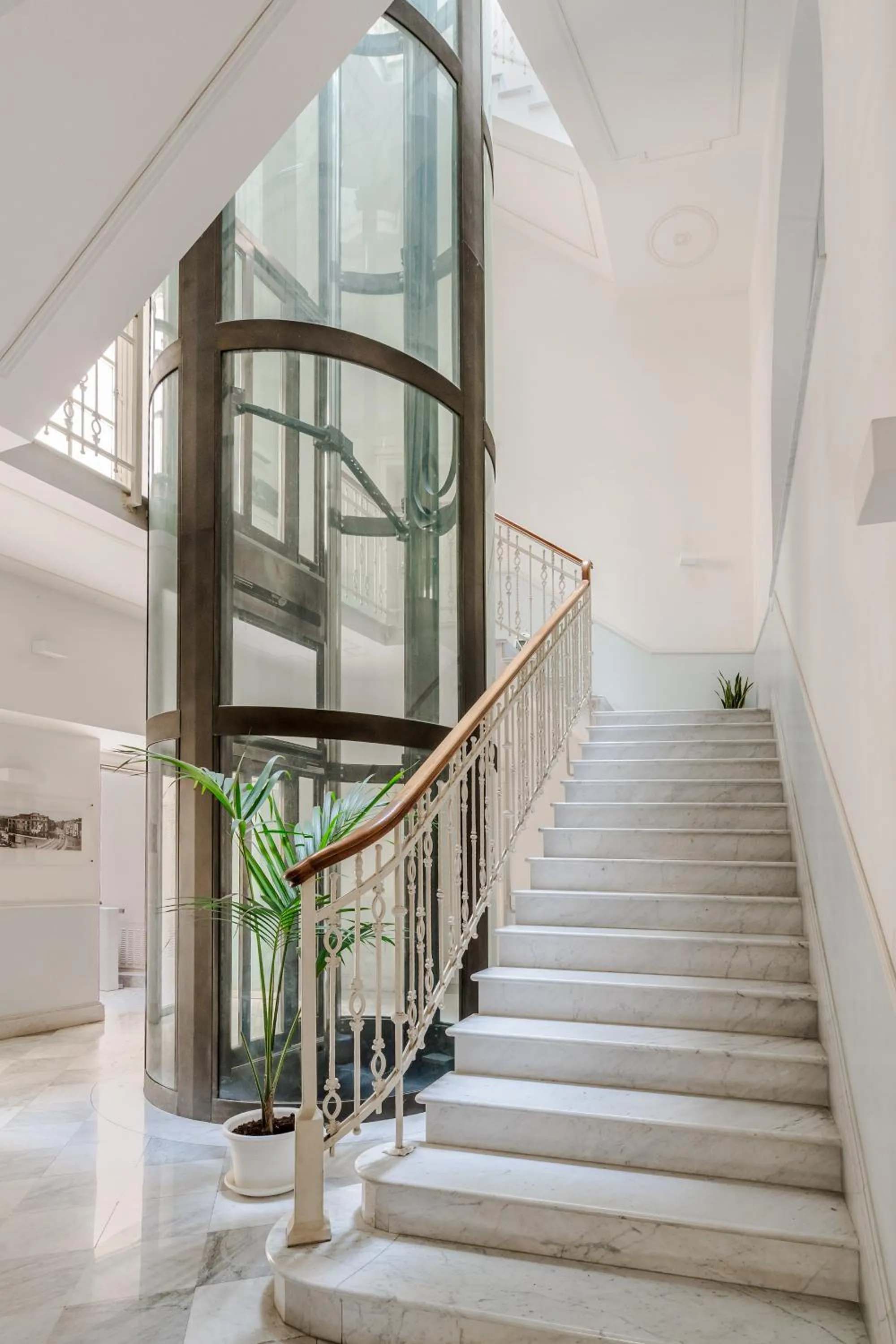 elevator in Il Regio Maison di Charme