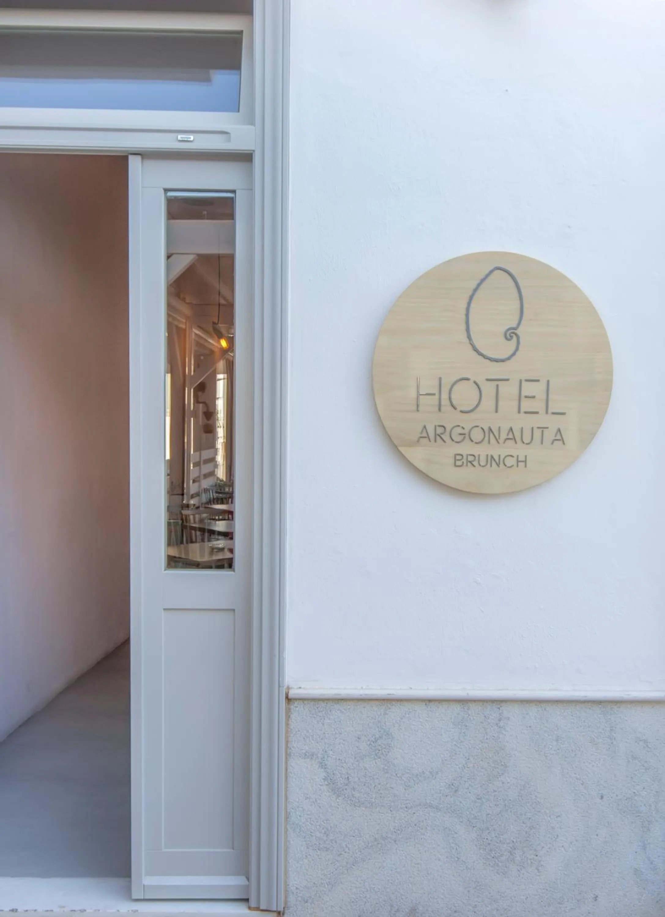 Restaurant/places to eat in Argonauta Hotel