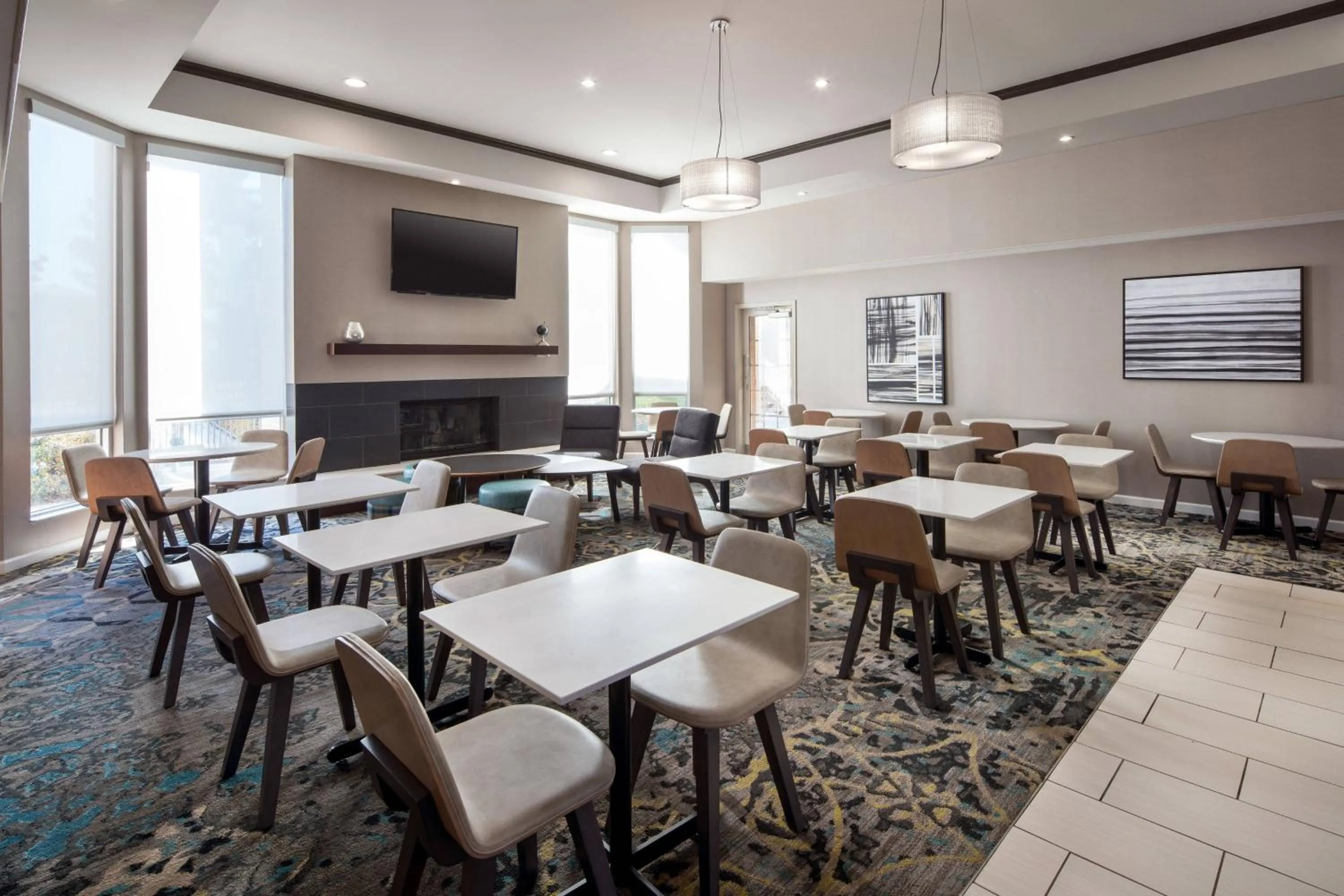 Restaurant/places to eat in Residence Inn Pleasant Hill Concord