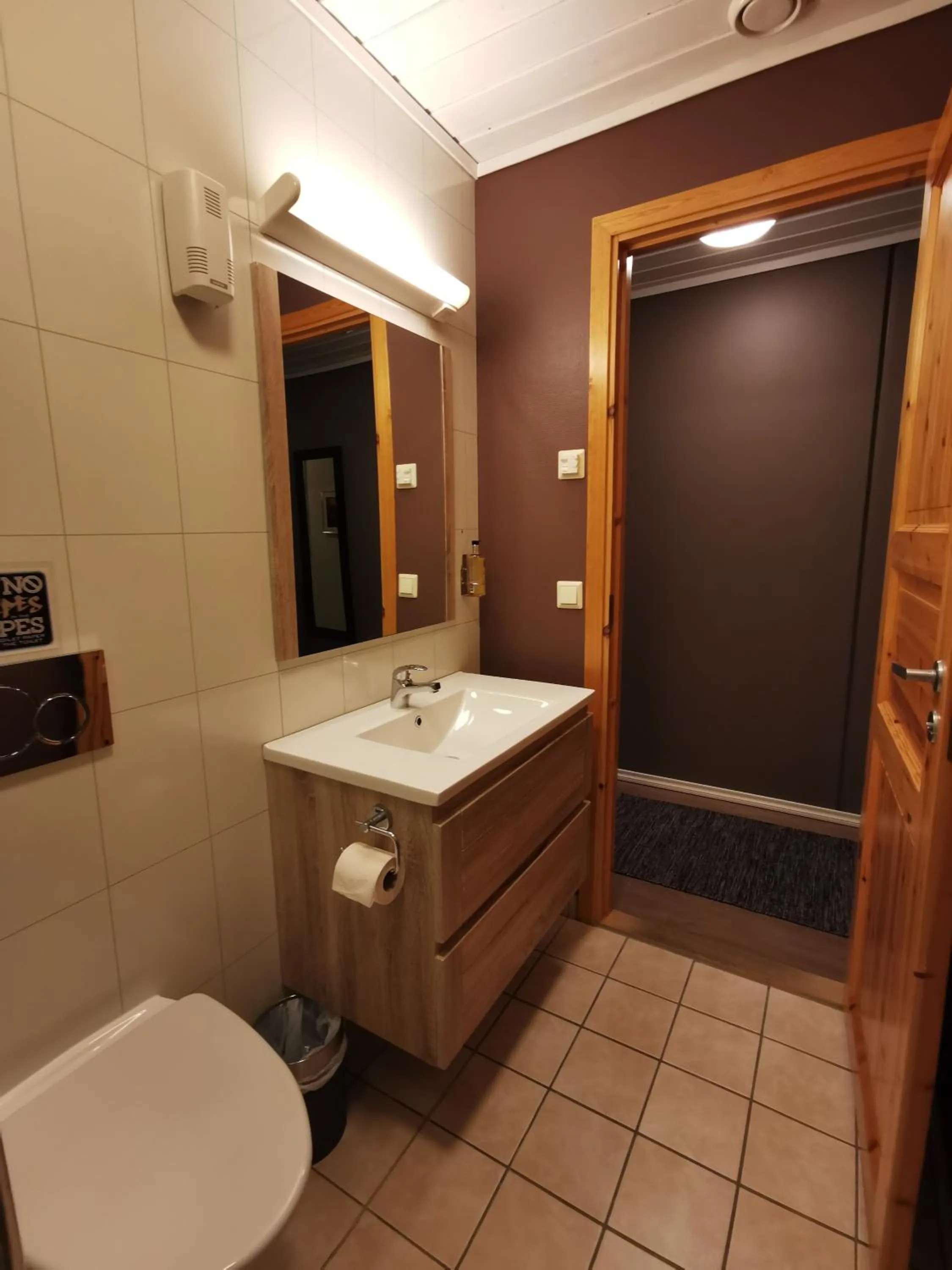 Bathroom in Flåm Marina