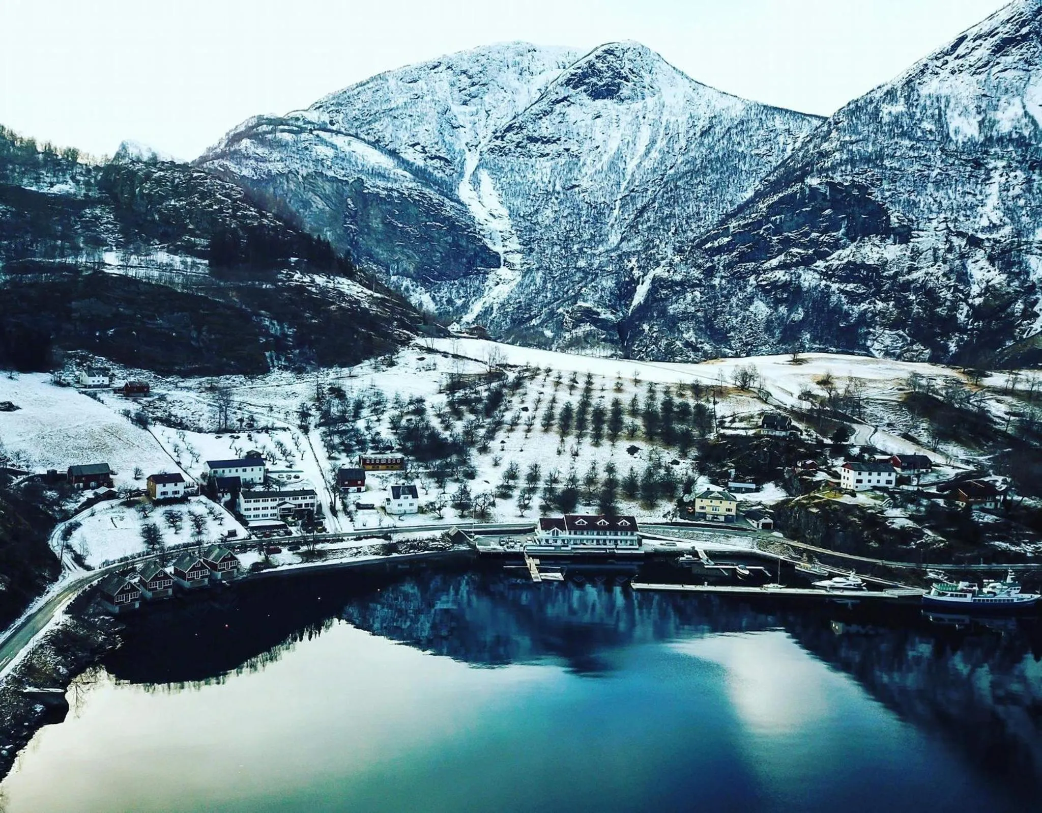 Day in Flåm Marina