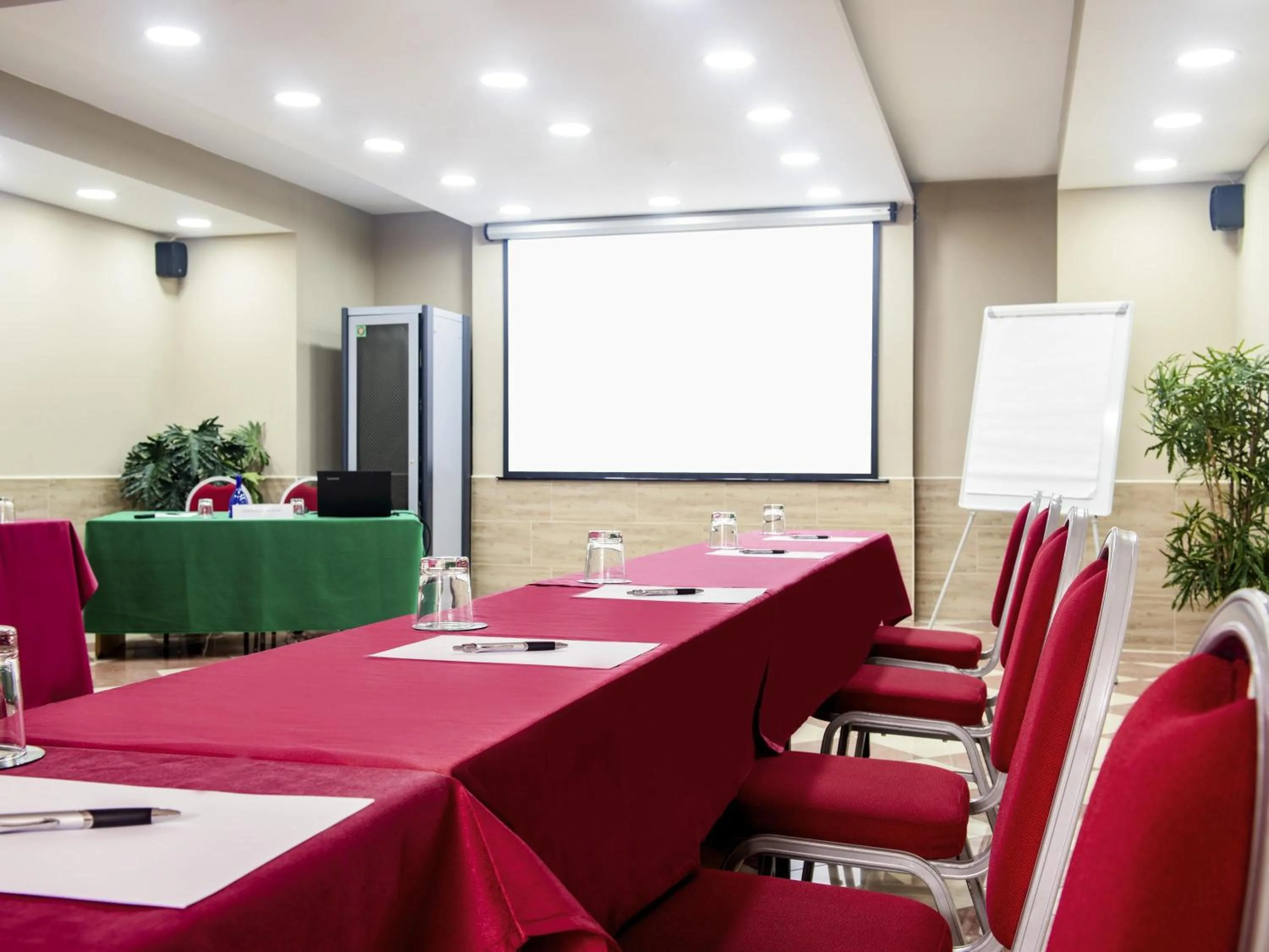 Meeting/conference room in ibis Styles Roma Vintage