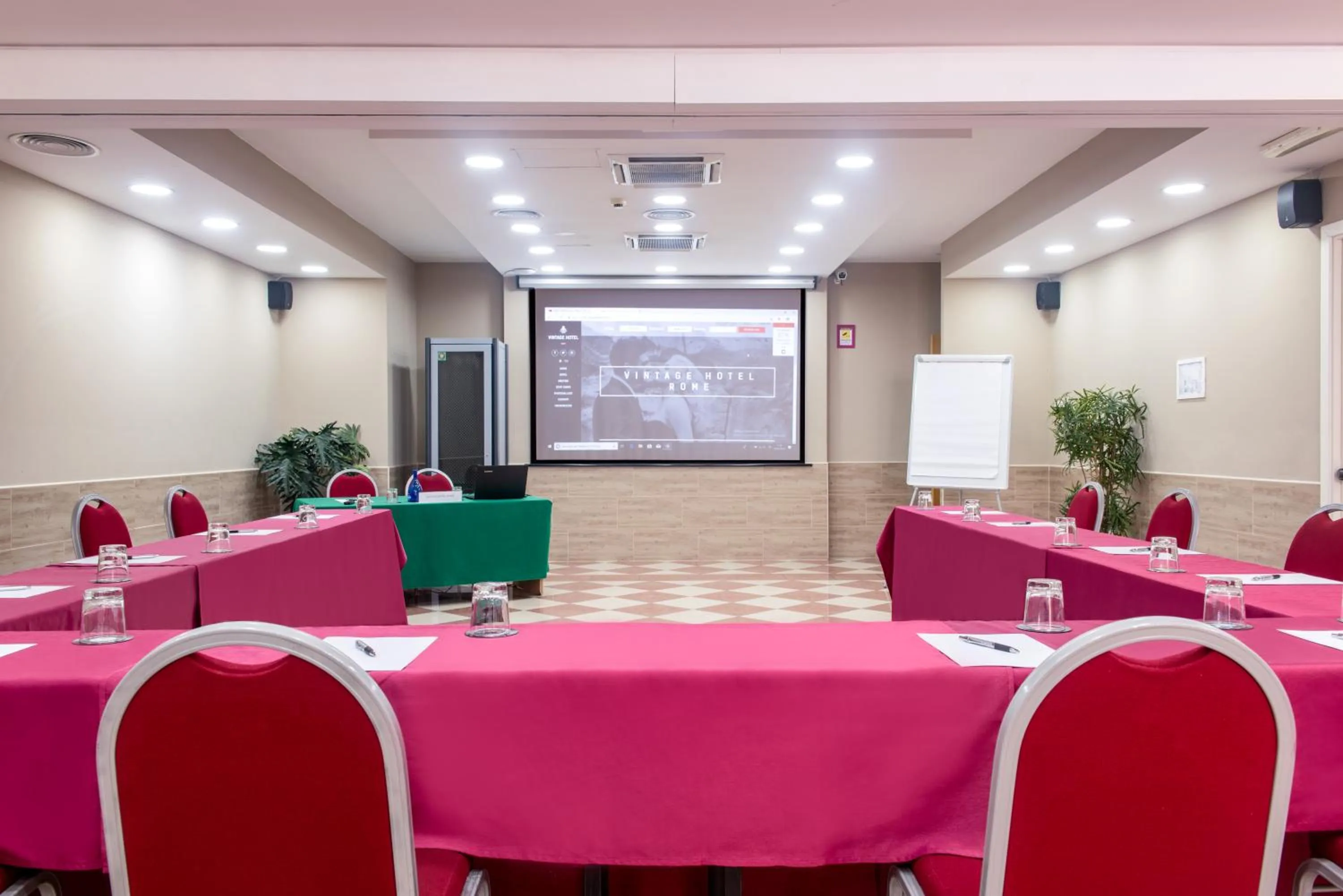 Meeting/conference room in ibis Styles Roma Vintage