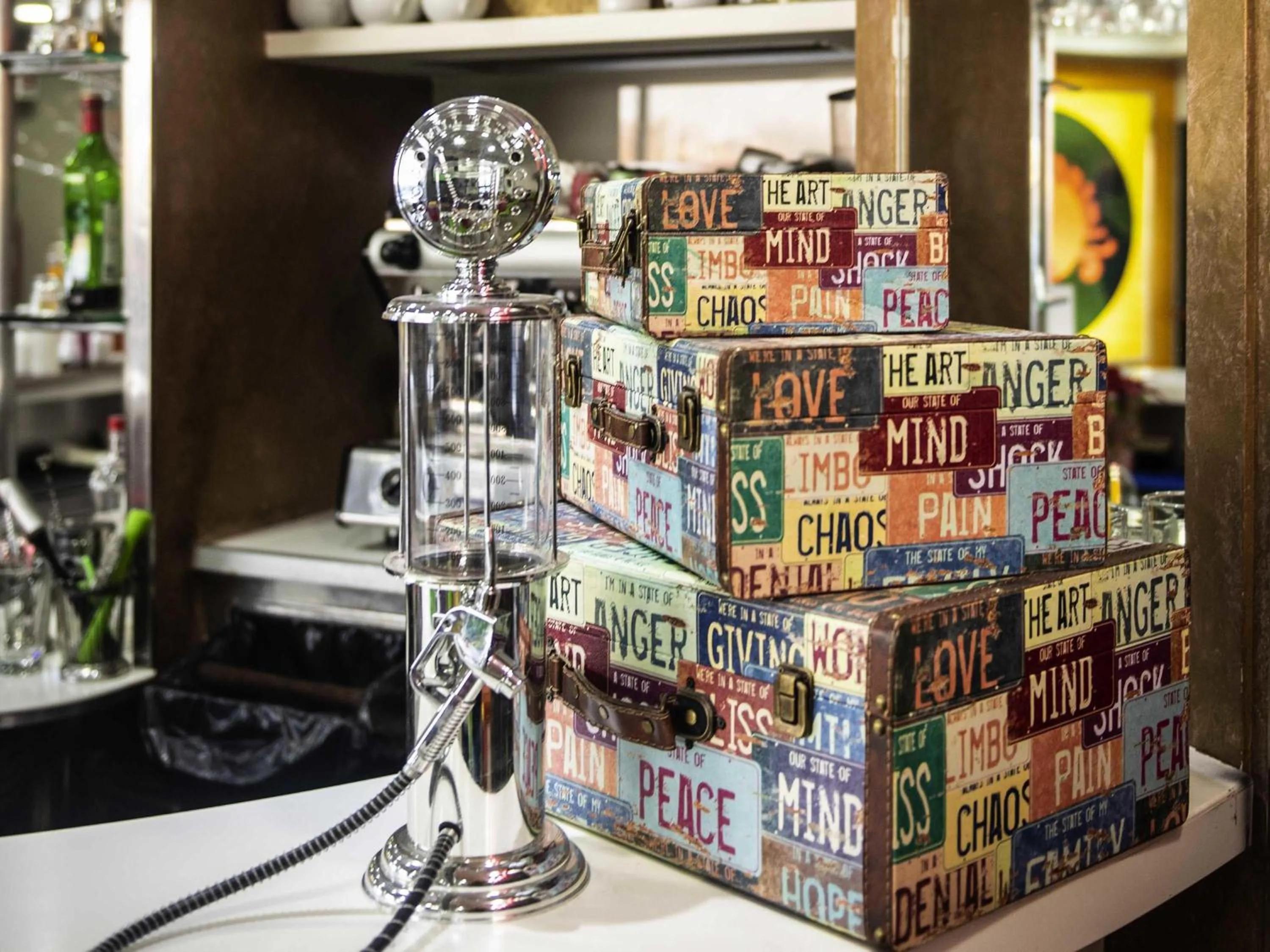 Lounge or bar in ibis Styles Roma Vintage