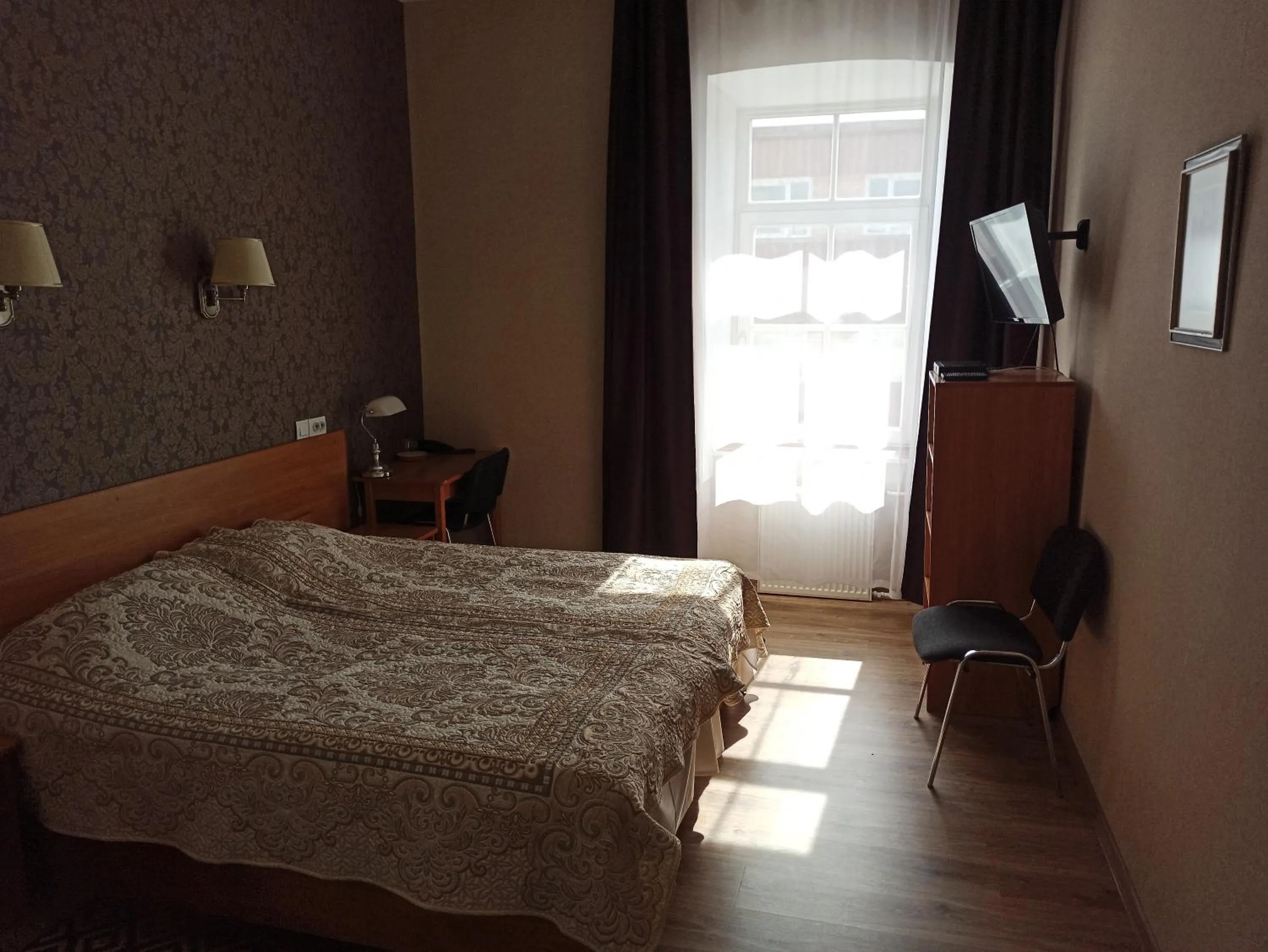 Bed in Central Hotel