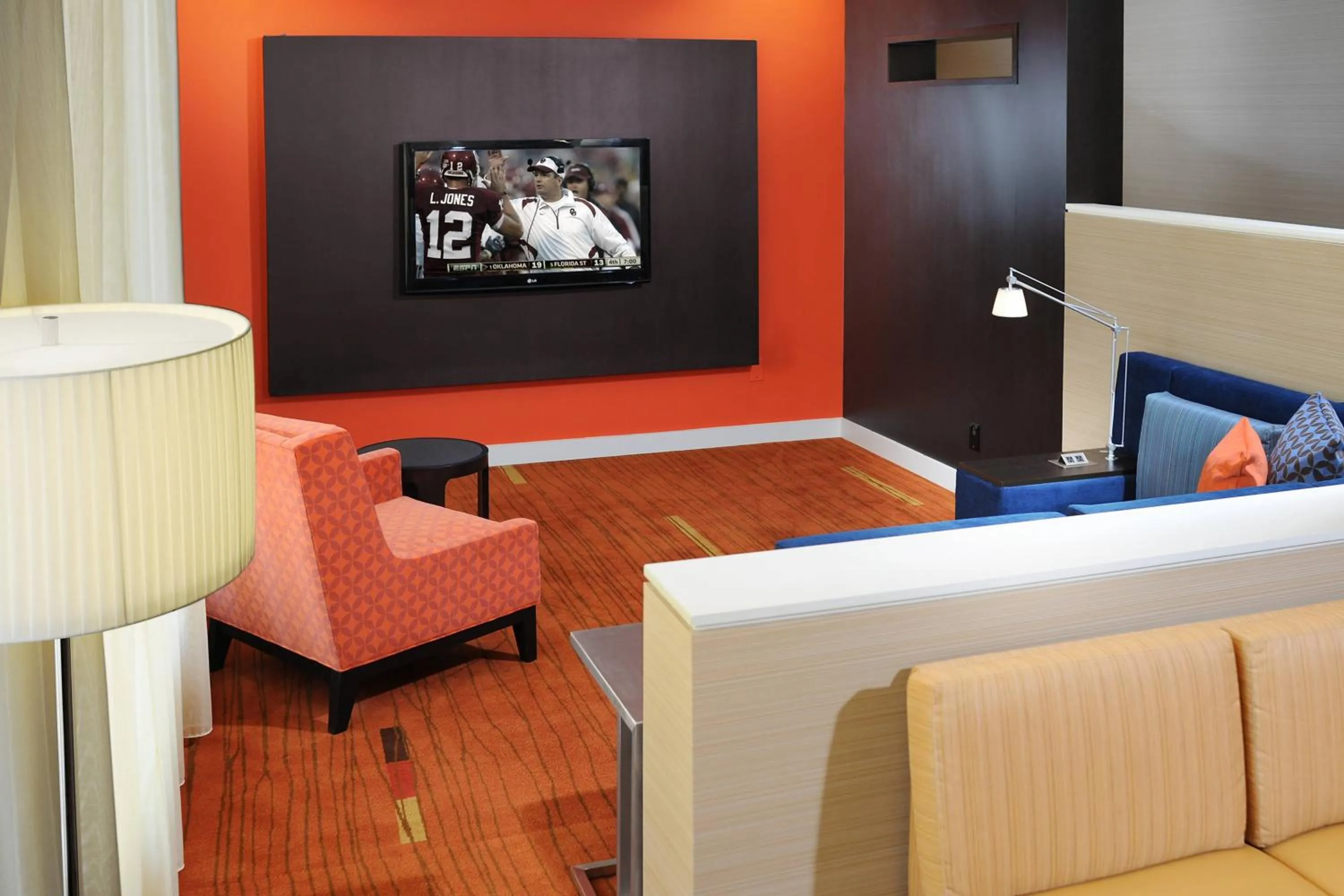 Entertainment, Bed in Courtyard by Marriott Oklahoma City Airport