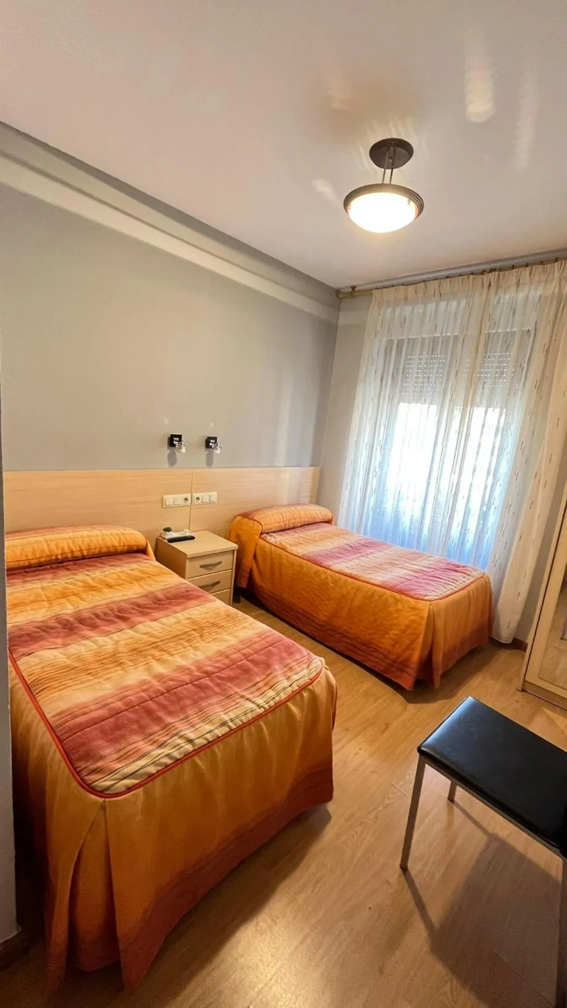 Bedroom, Bed in Hostal Hispanico I