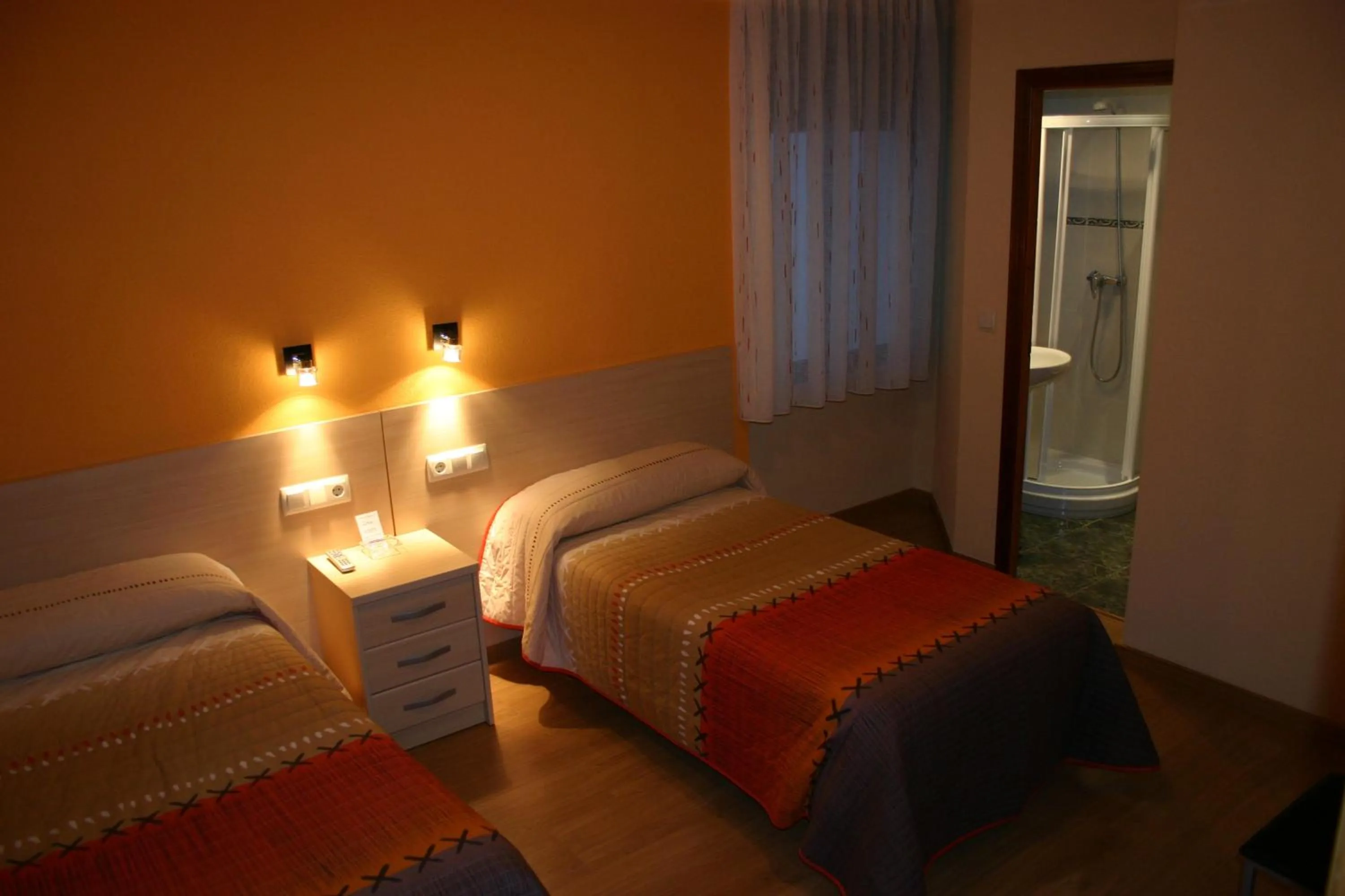 Bedroom, Bed in Hostal Hispanico I