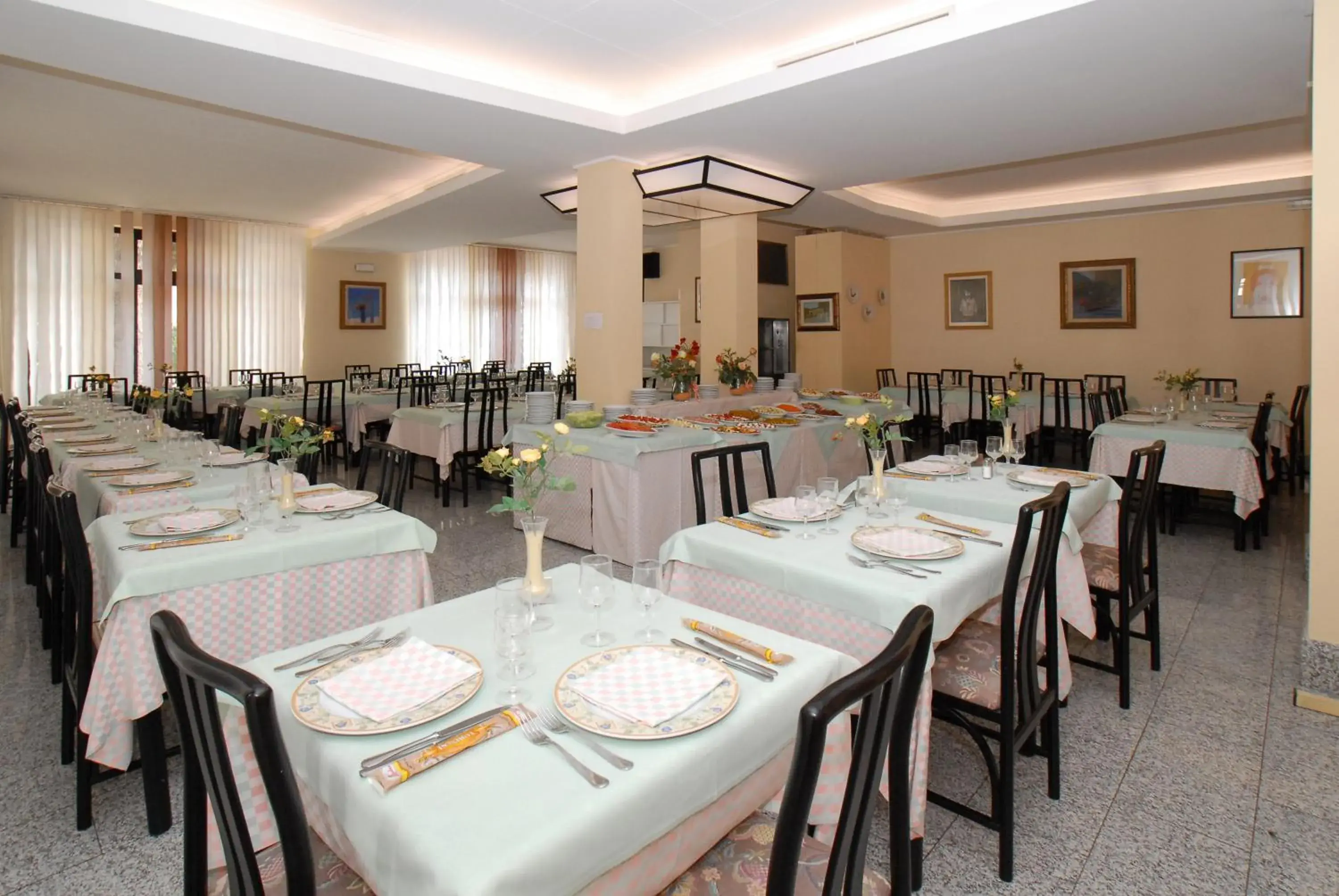 Restaurant/places to eat in Hotel La Querceta Restaurant/places to eat in Hotel La Querceta