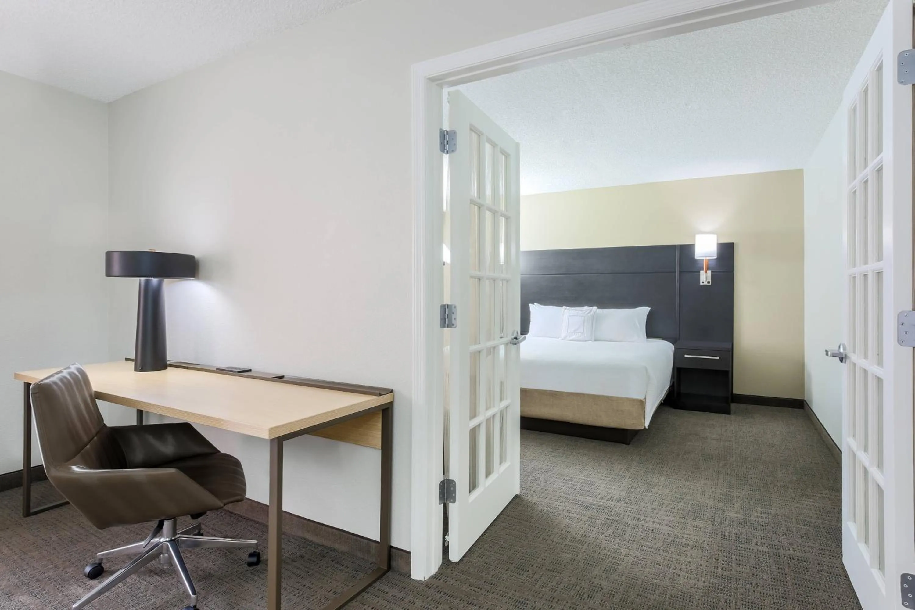 Bedroom in Residence Inn Boca Raton