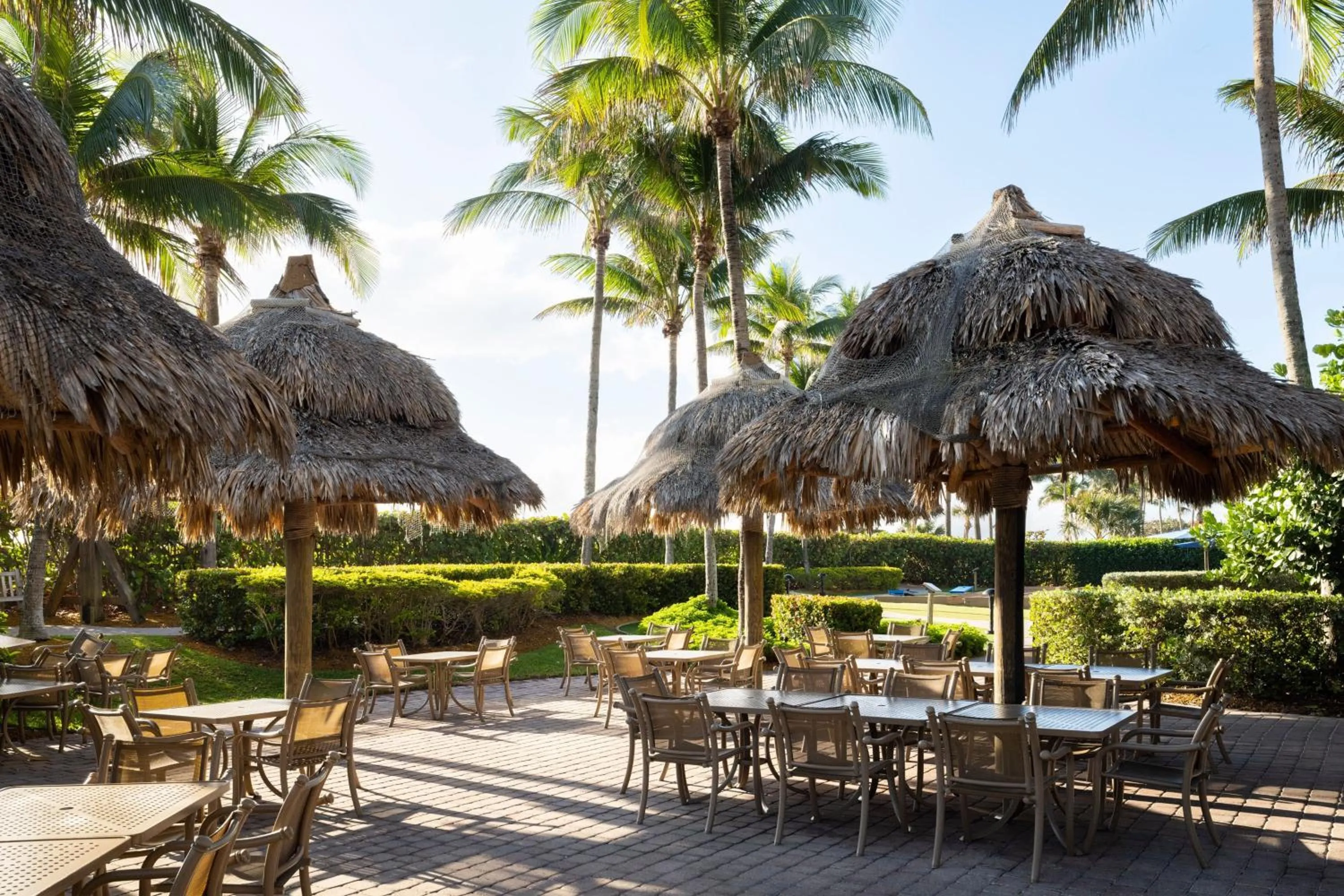 Swimming pool in Marriott's Ocean Pointe