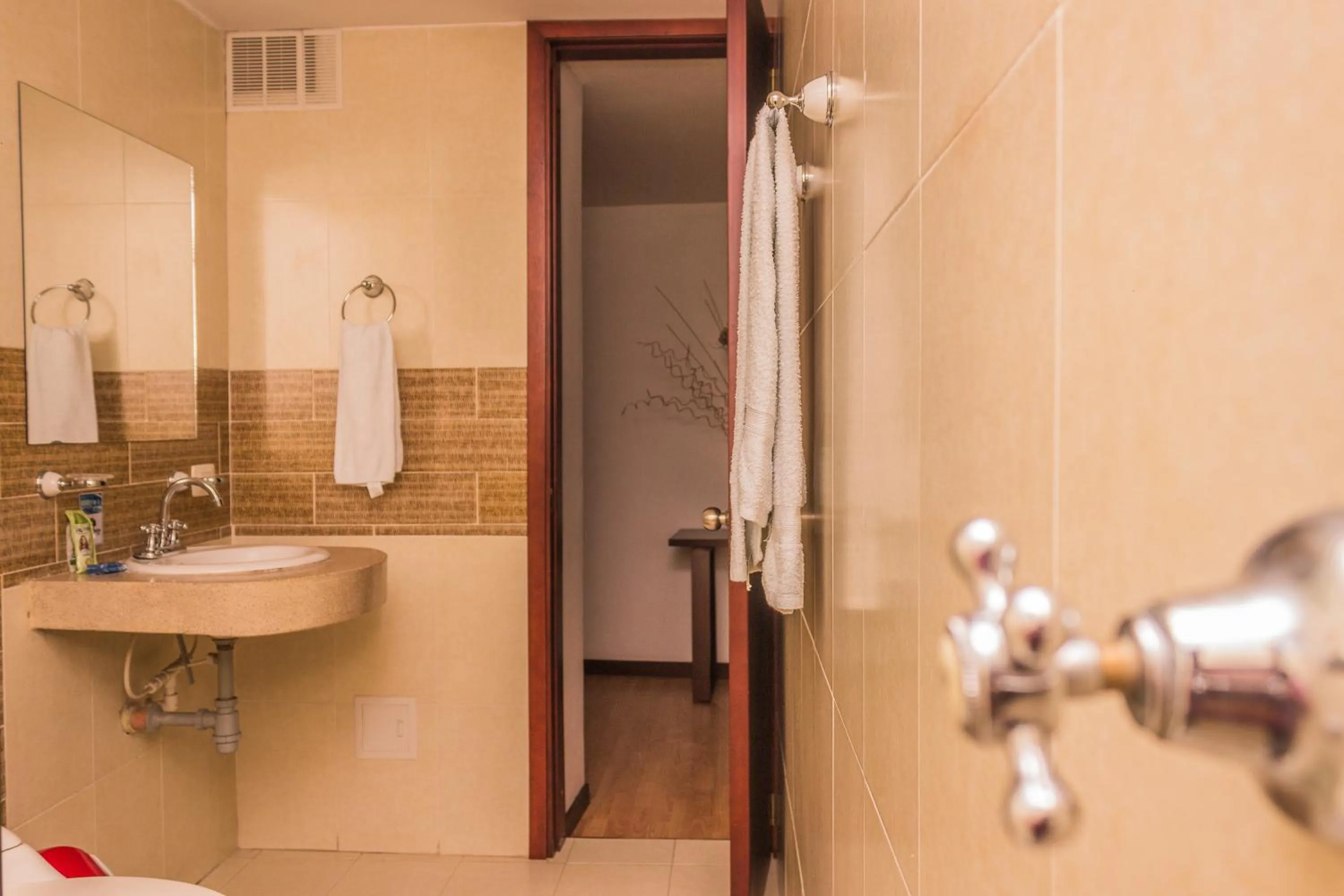 Bathroom in Nogal Suite Hotel Pasto