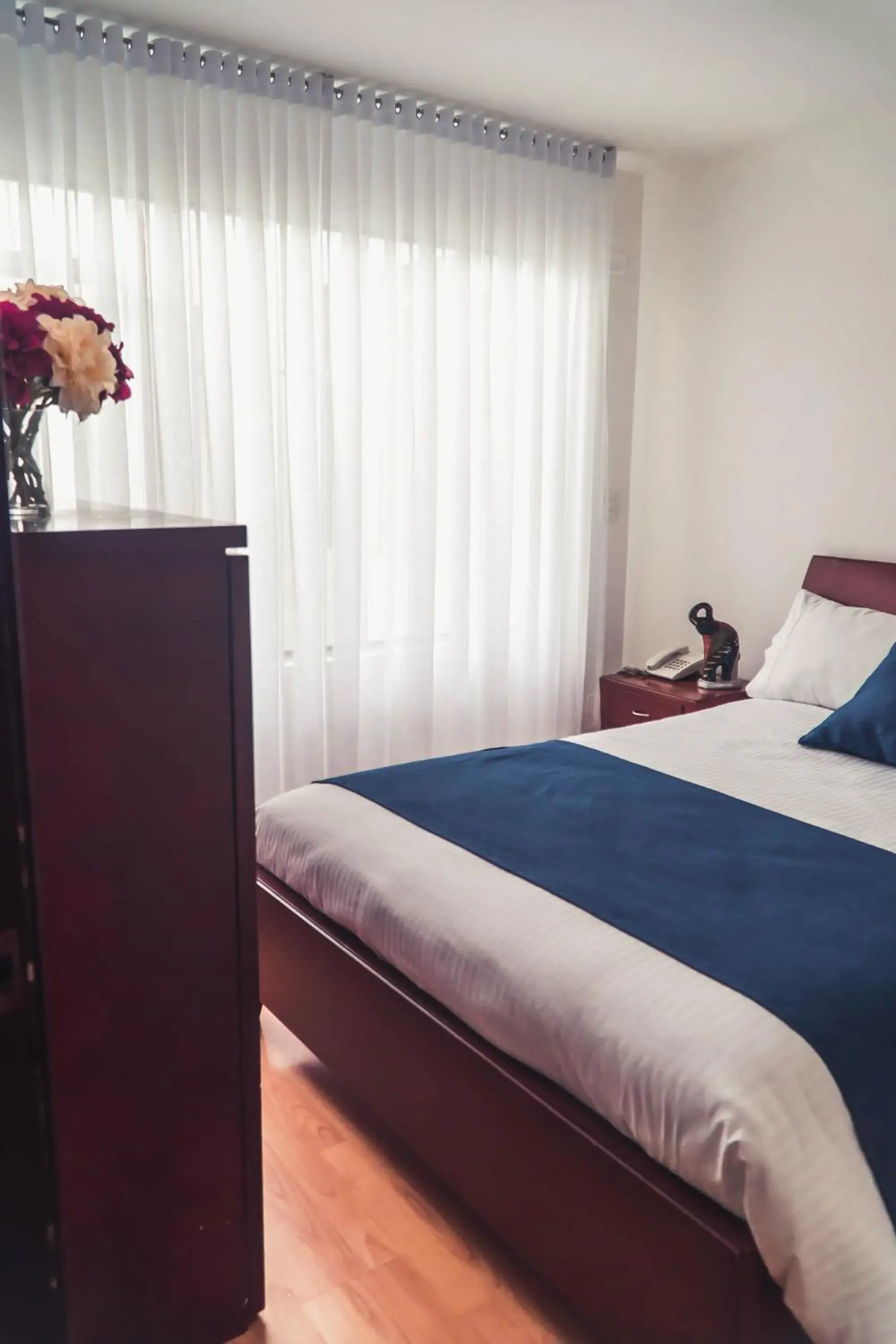 Small Single Room in Nogal Suite Hotel Pasto Small Single Room in Nogal Suite Hotel Pasto
