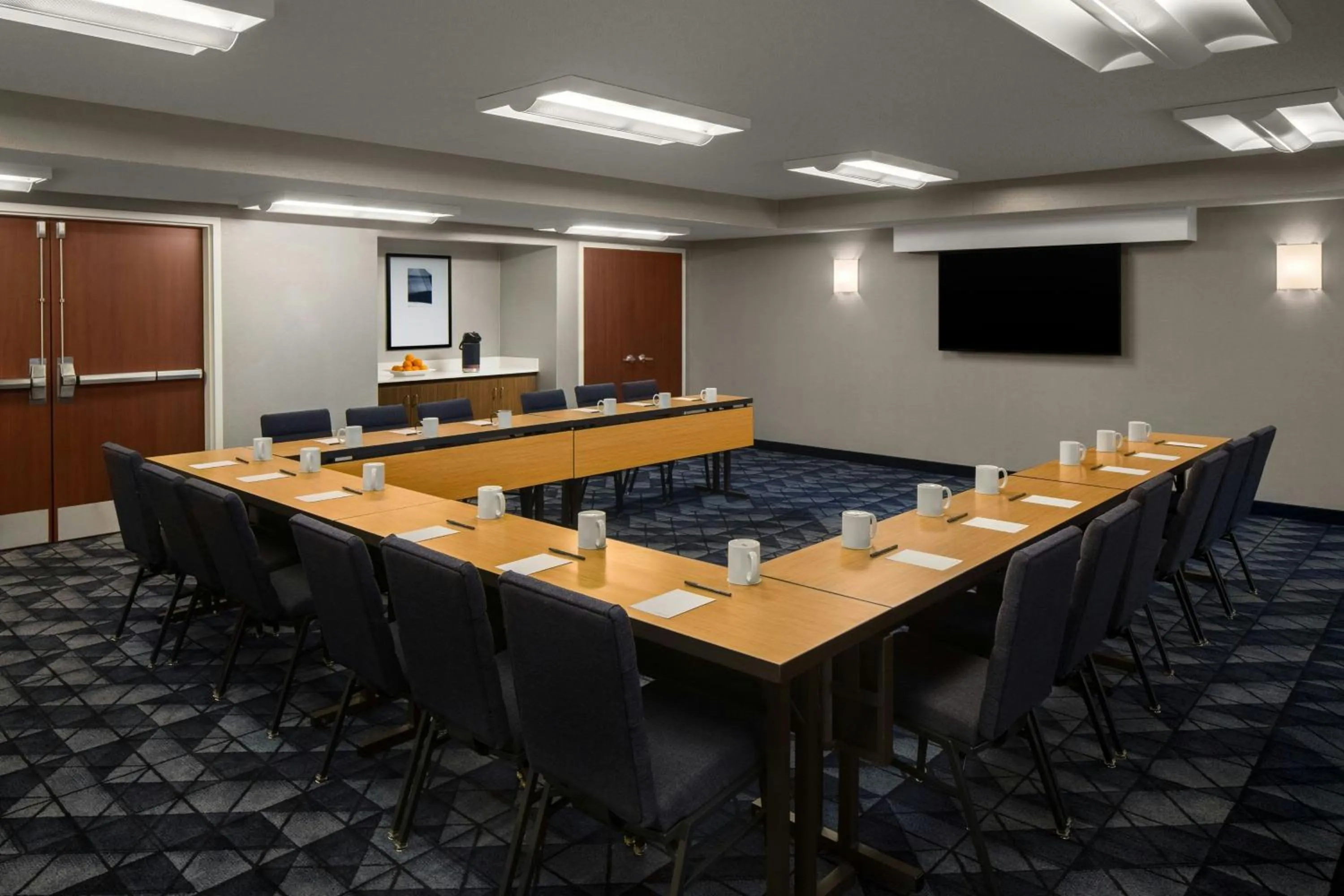 Meeting/conference room in Courtyard by Marriott Portland Beaverton