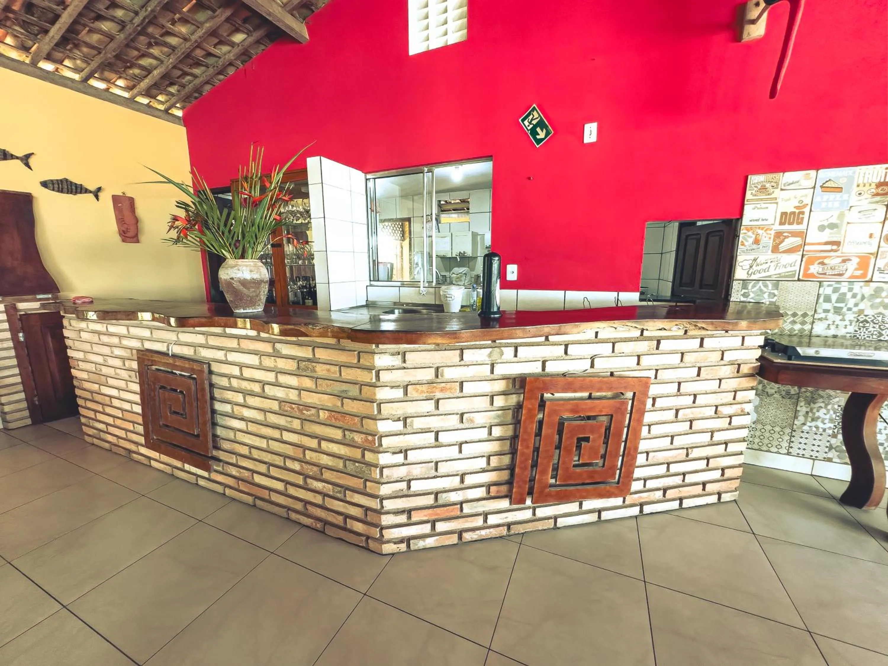 Restaurant/places to eat in Igarakuê Flat