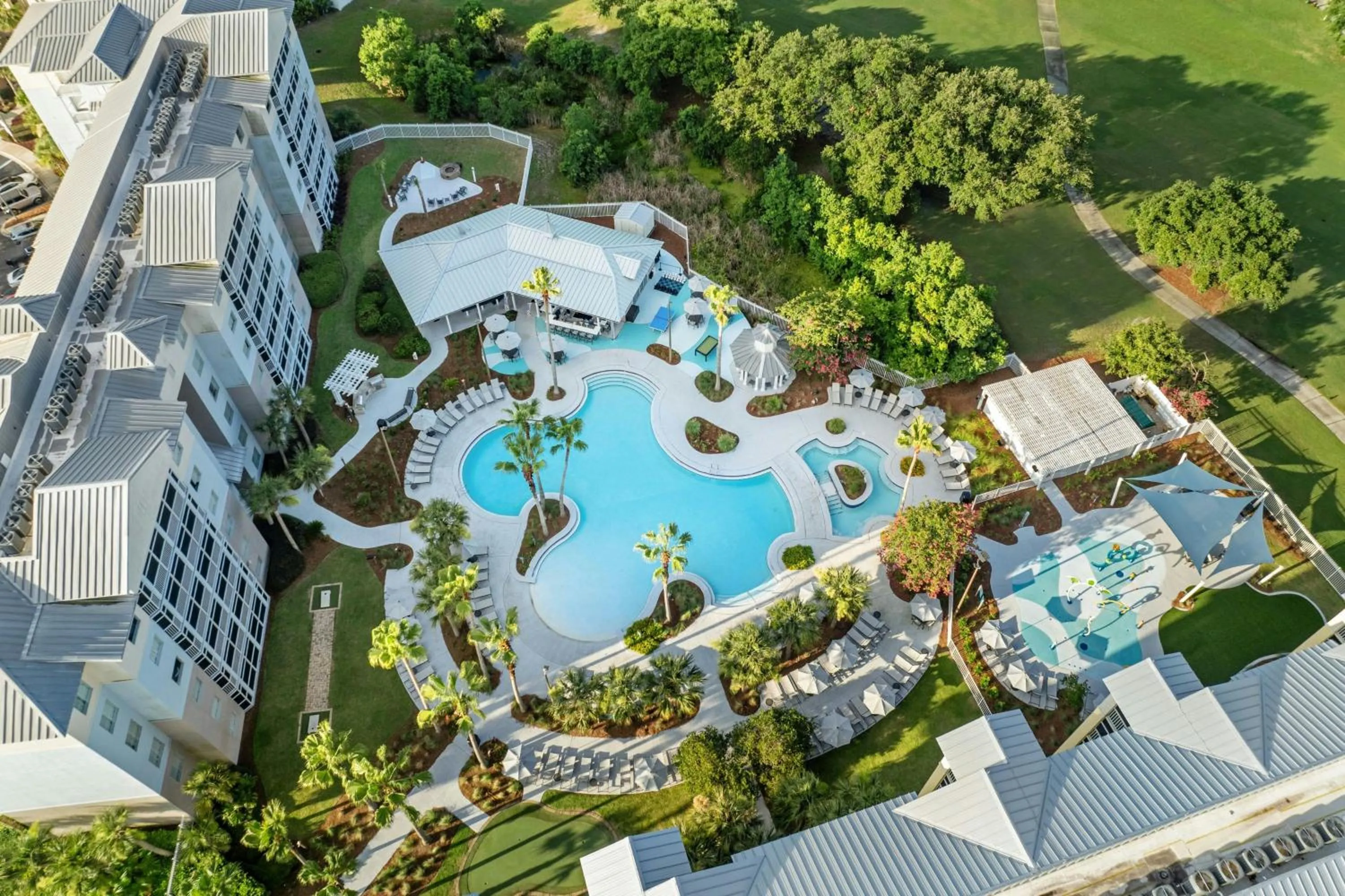 Swimming pool in Marriott's Legends Edge at Bay Point