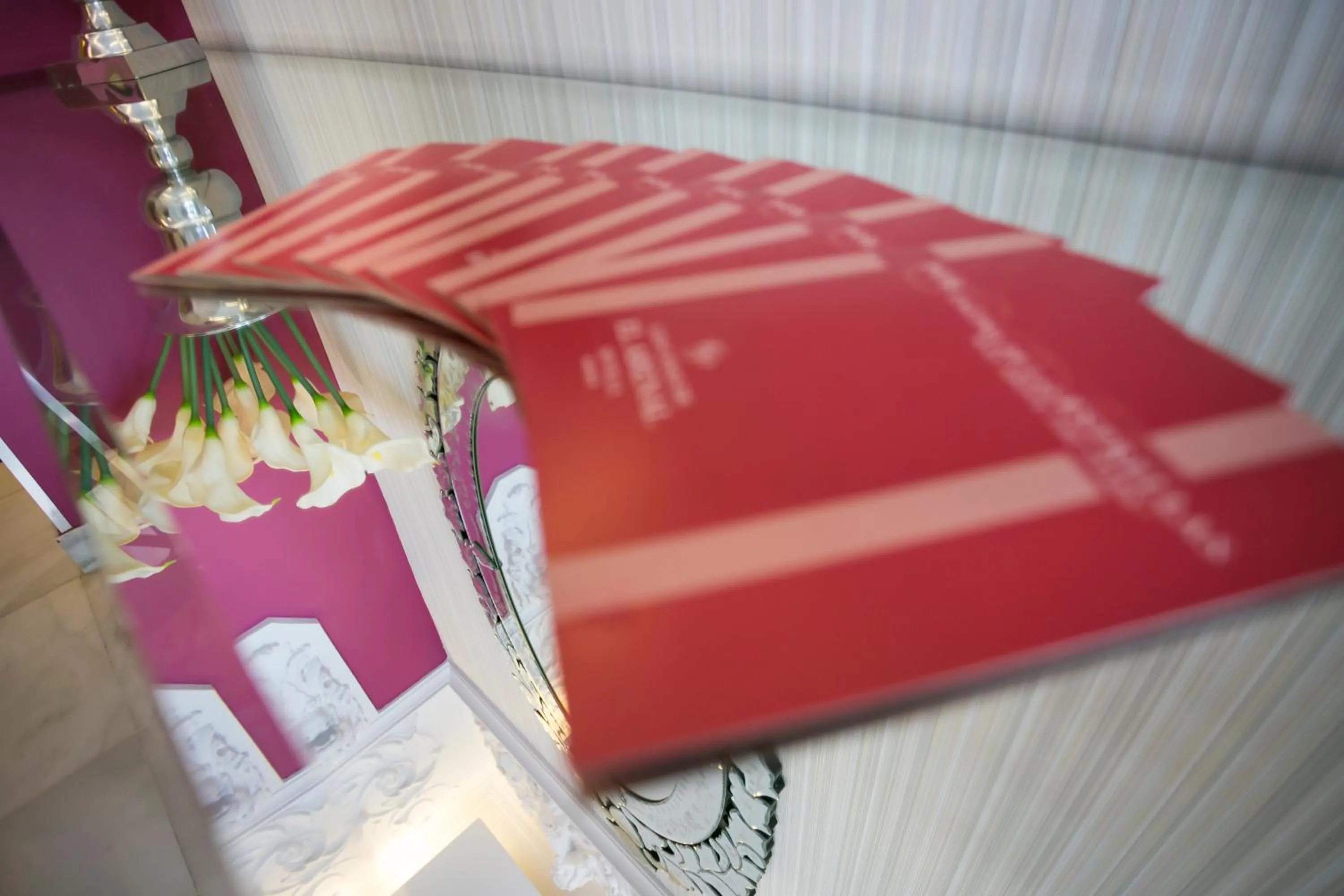 Logo/Certificate/Sign in La Casa de la Trinidad