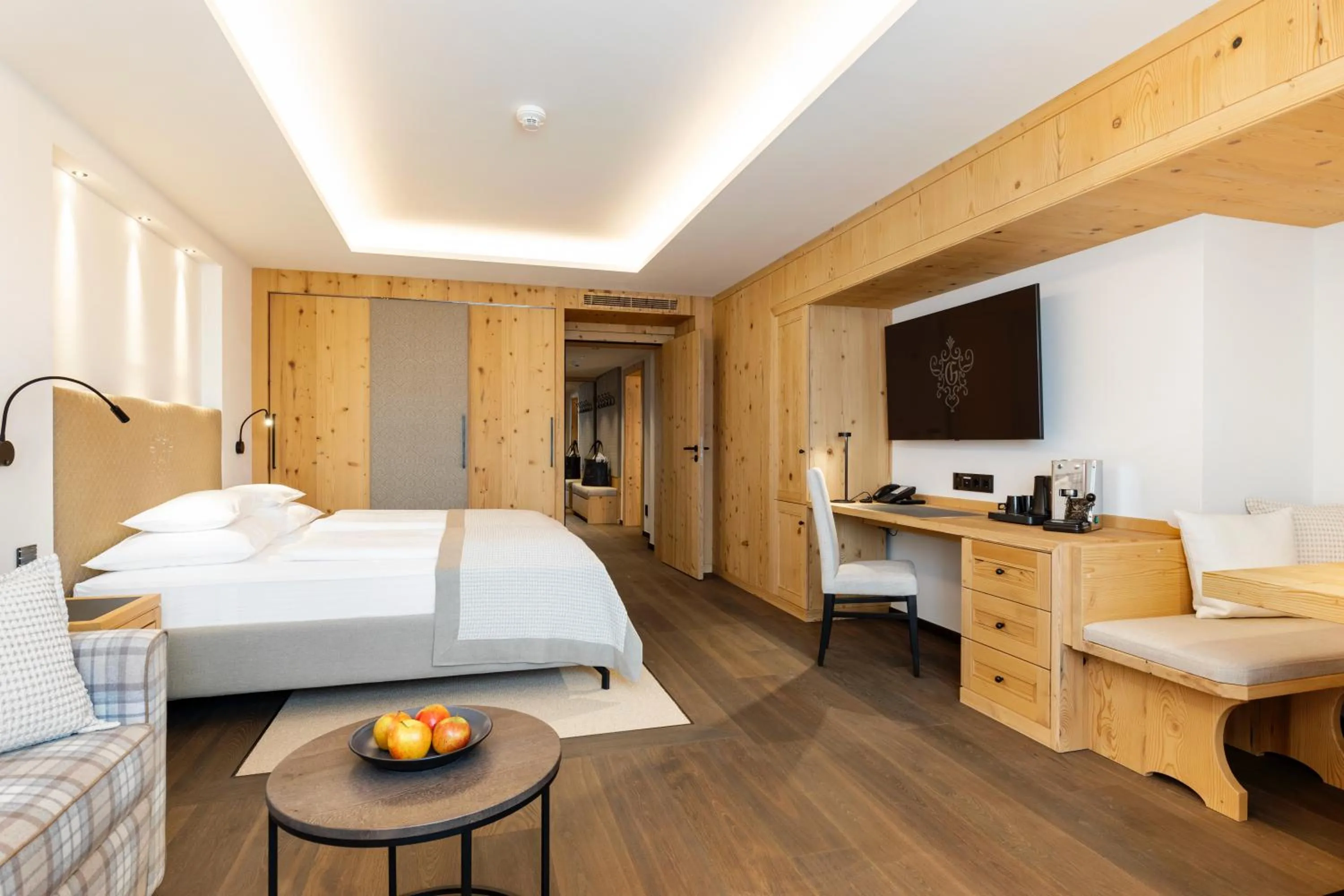 Photo of the whole room, Bed in Hotel Grünauerhof