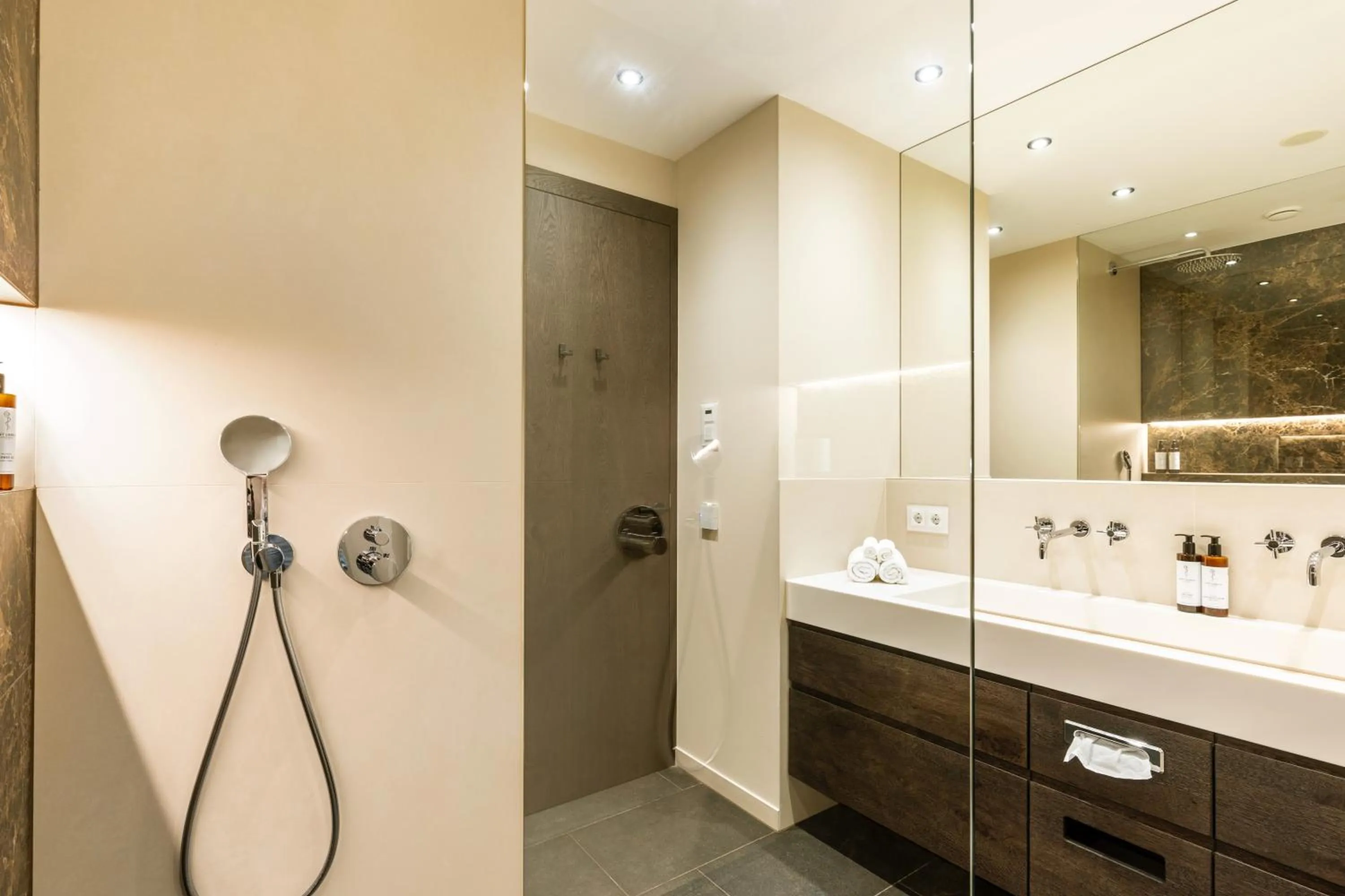 Bathroom in Hotel Grünauerhof