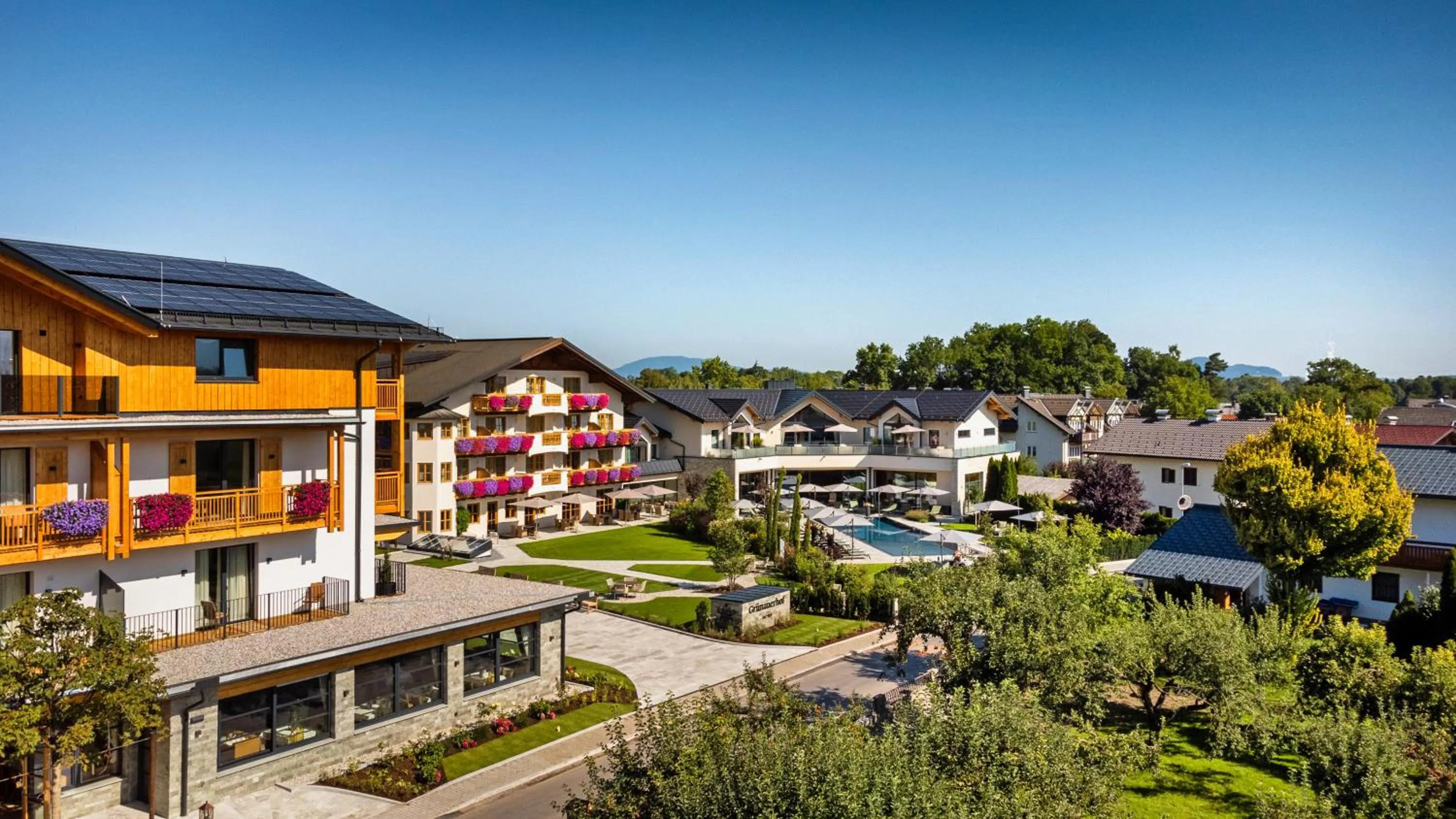Property building in Hotel Grünauerhof