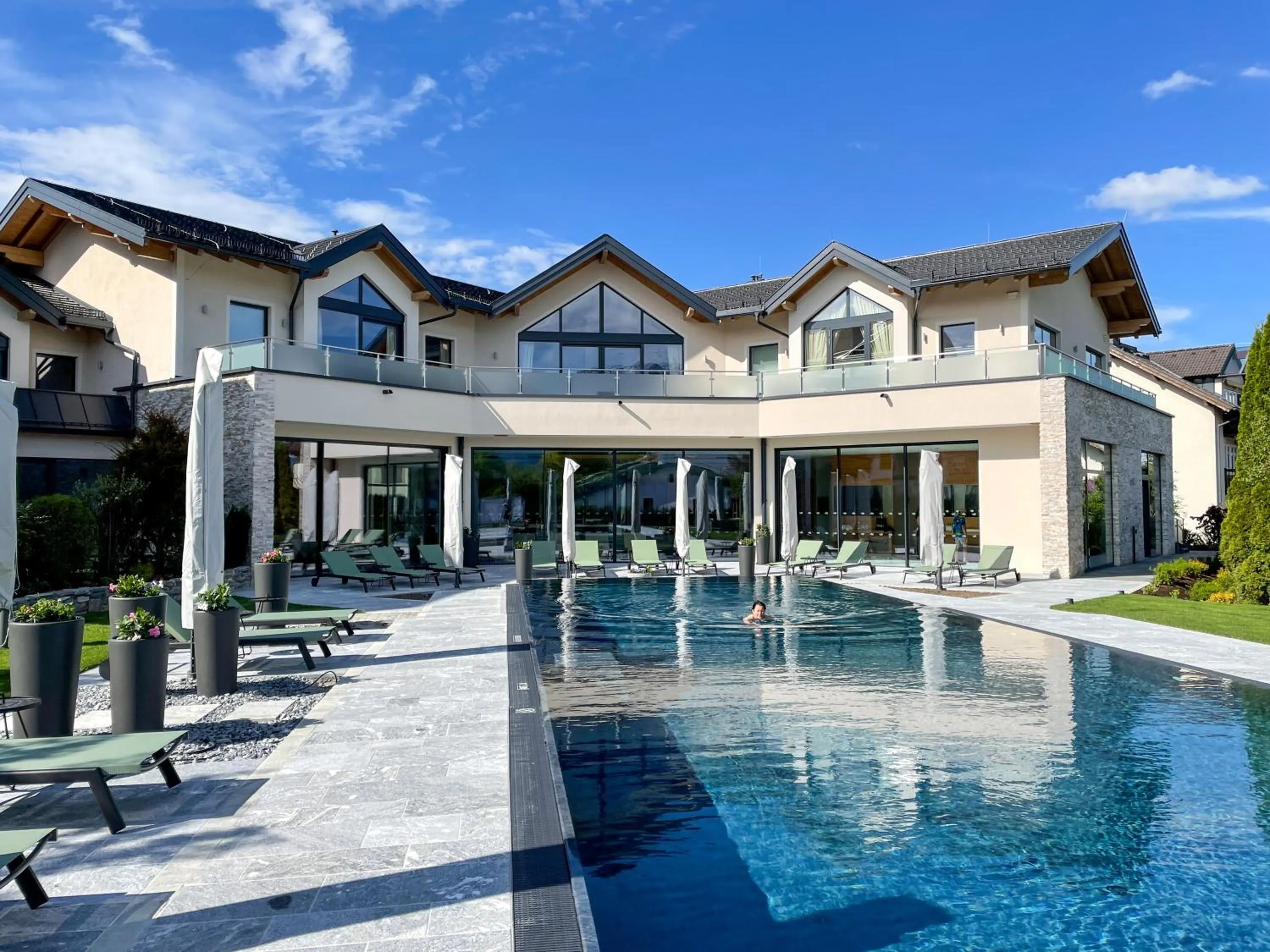 Swimming pool in Hotel Grünauerhof
