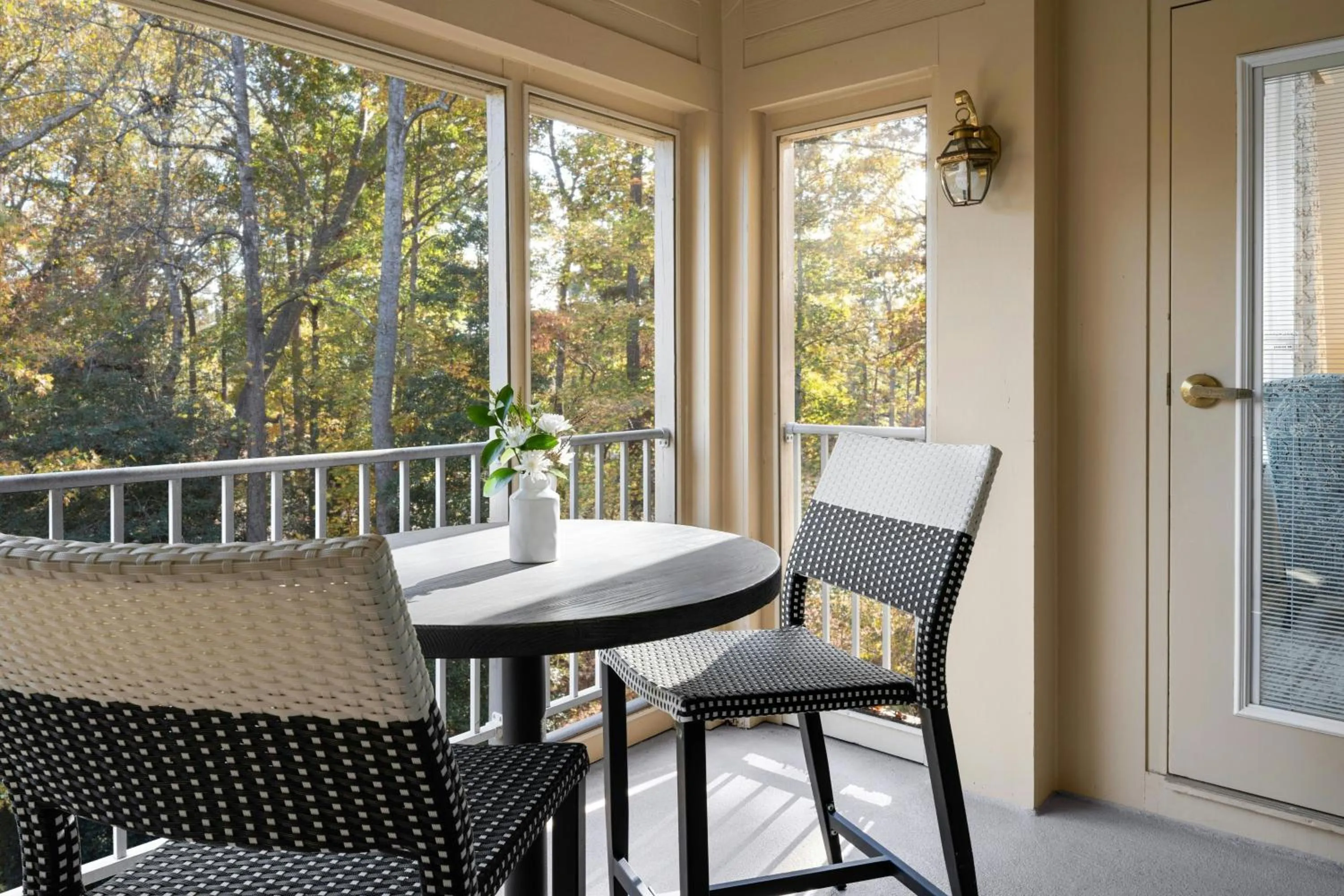 Bedroom in Marriott's Manor Club at Ford's Colony