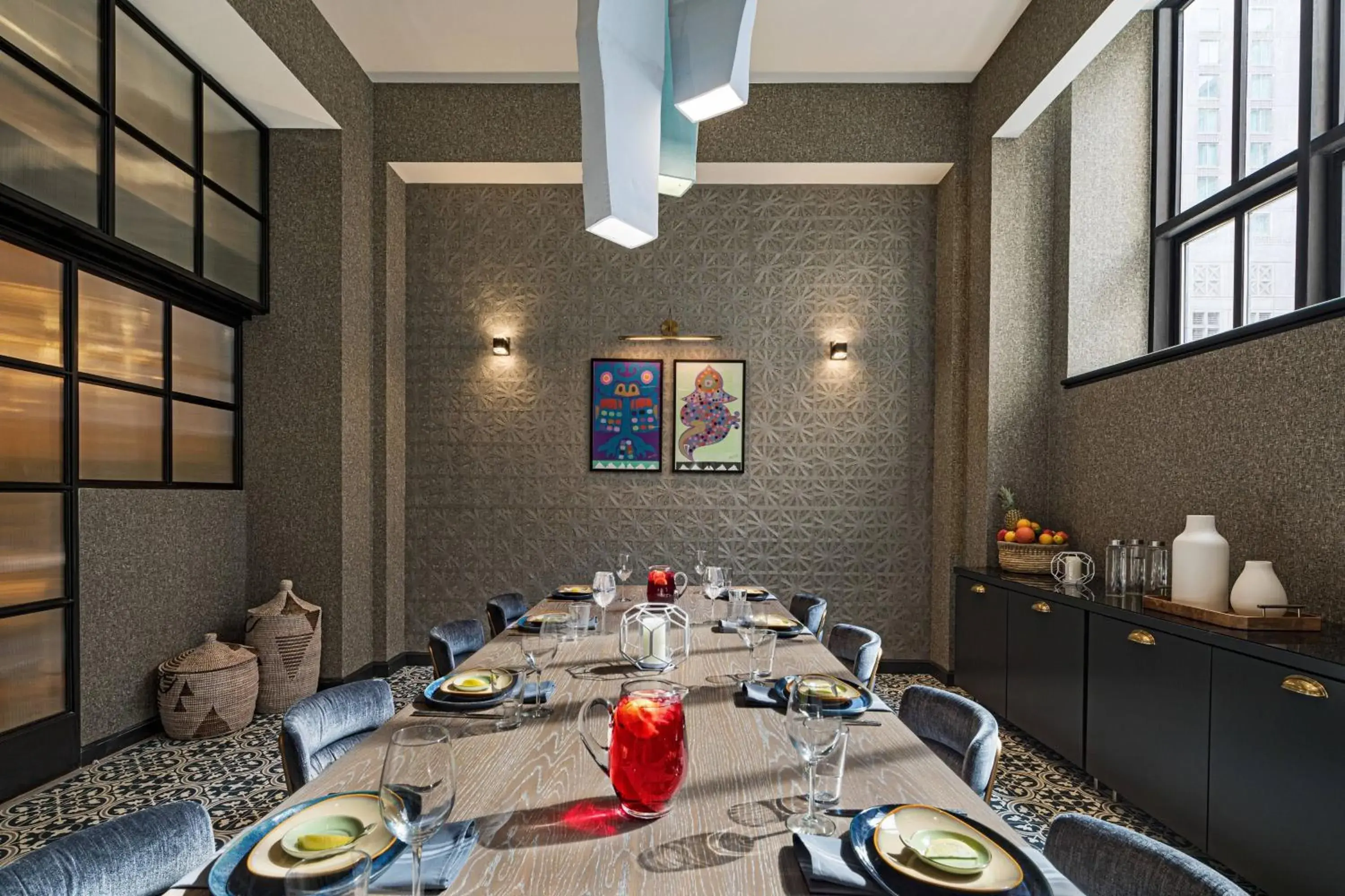 Restaurant/places to eat in The Notary Hotel, Philadelphia, Autograph Collection Restaurant/places to eat in The Notary Hotel, Philadelphia, Autograph Collection