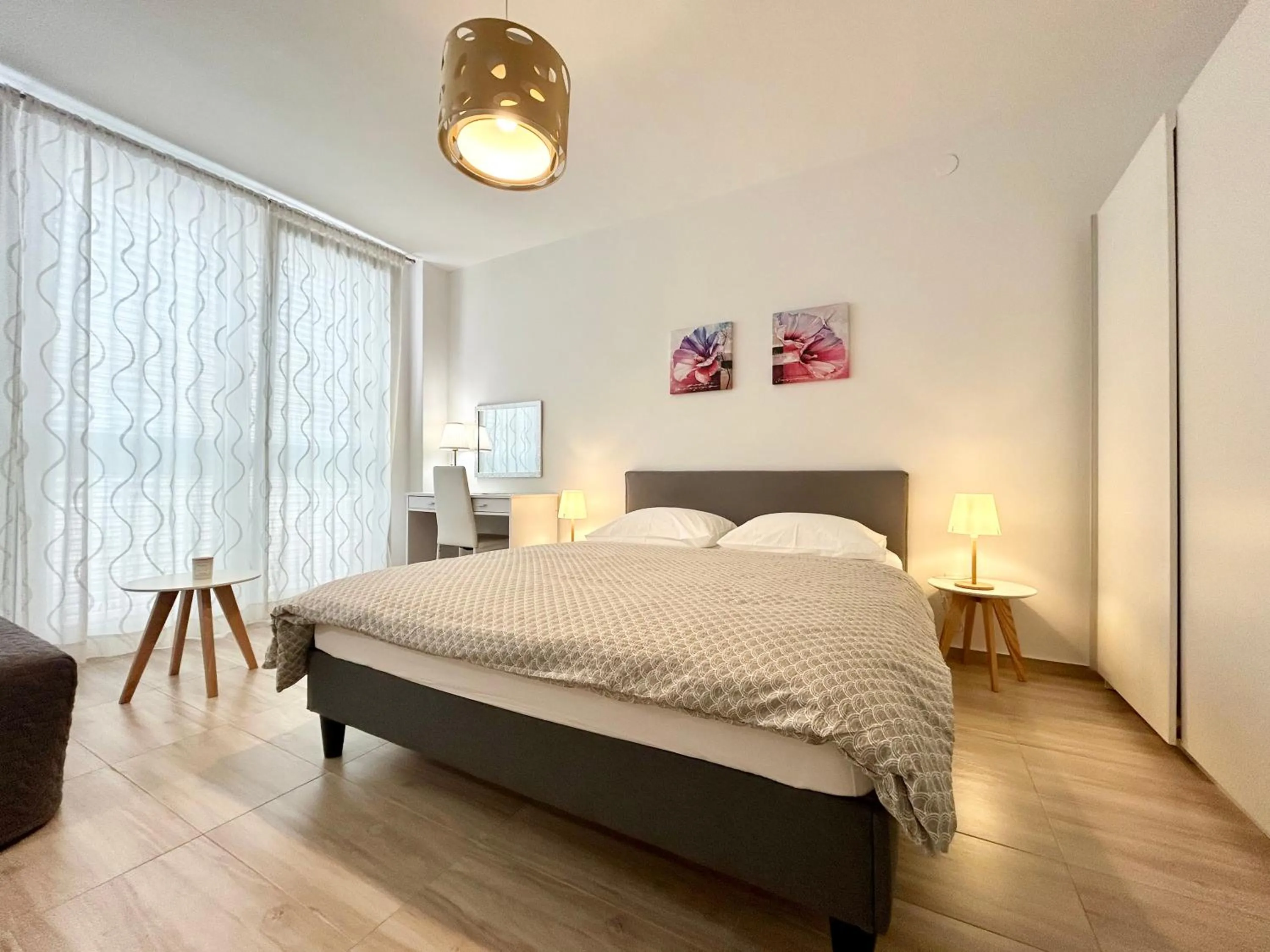 Bed in Apartment Ravkin