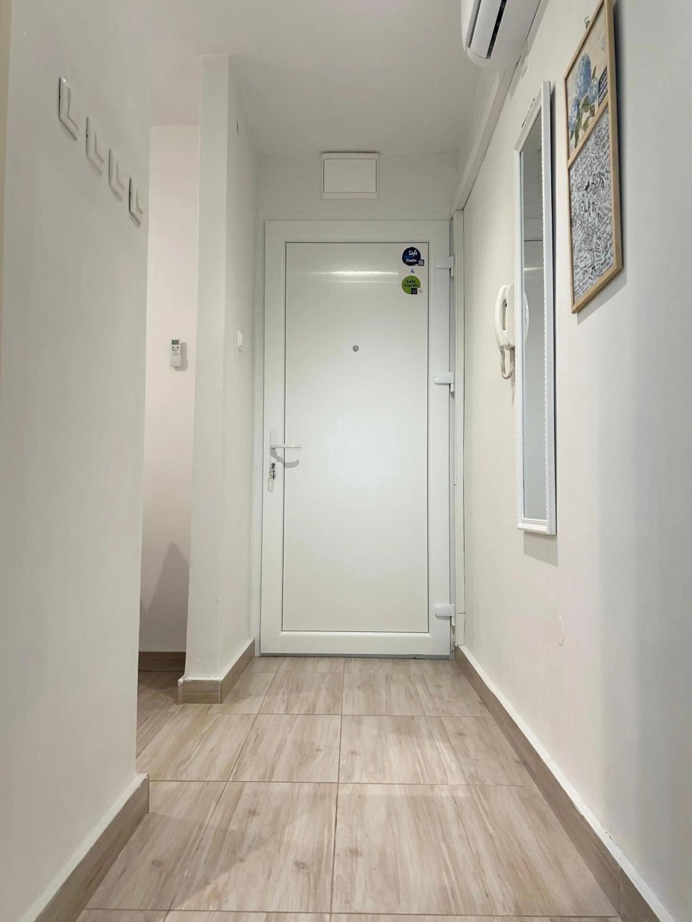 Area and facilities in Apartment Ravkin