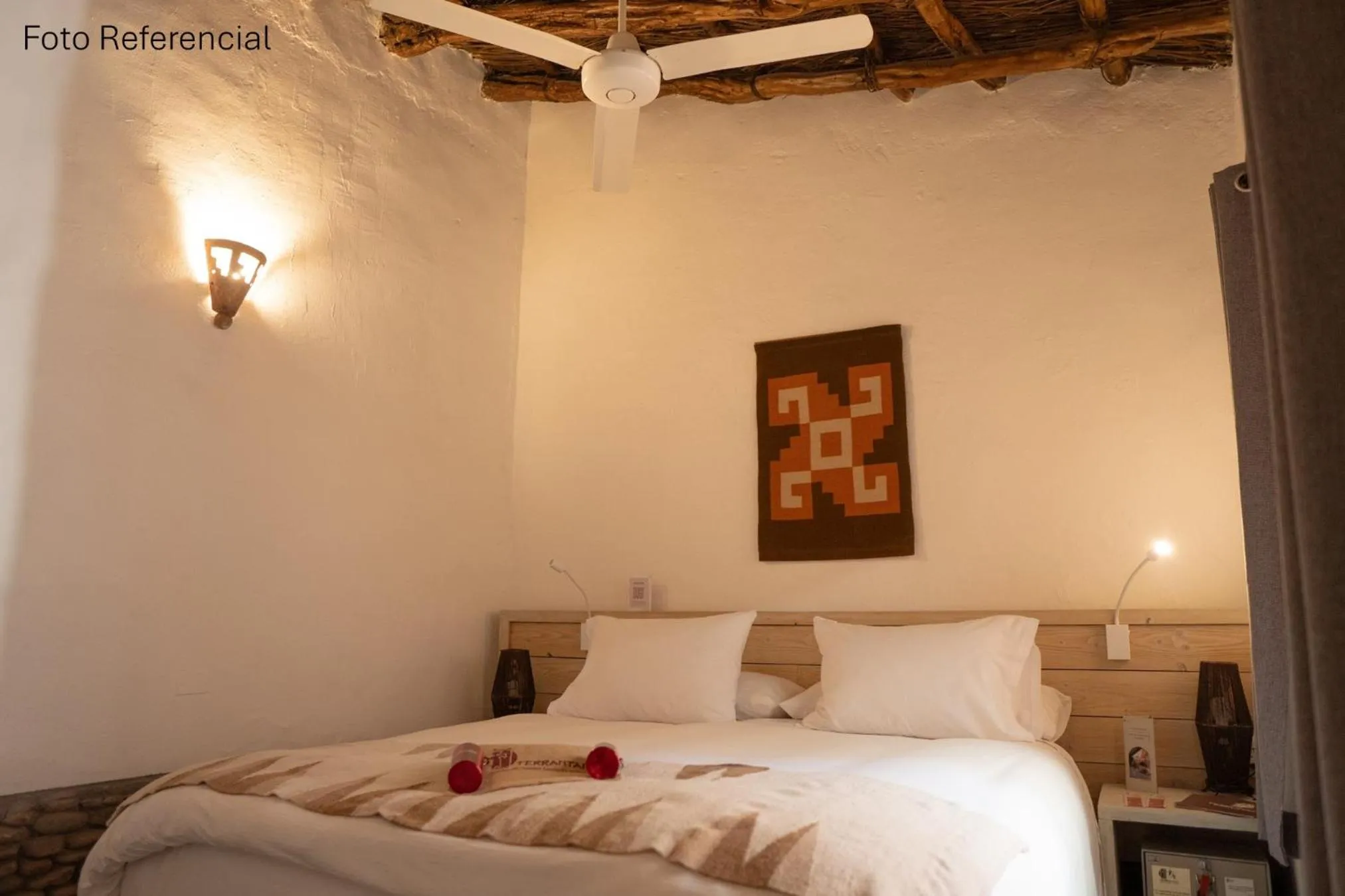 Decorative detail, Bed in Terrantai Lodge