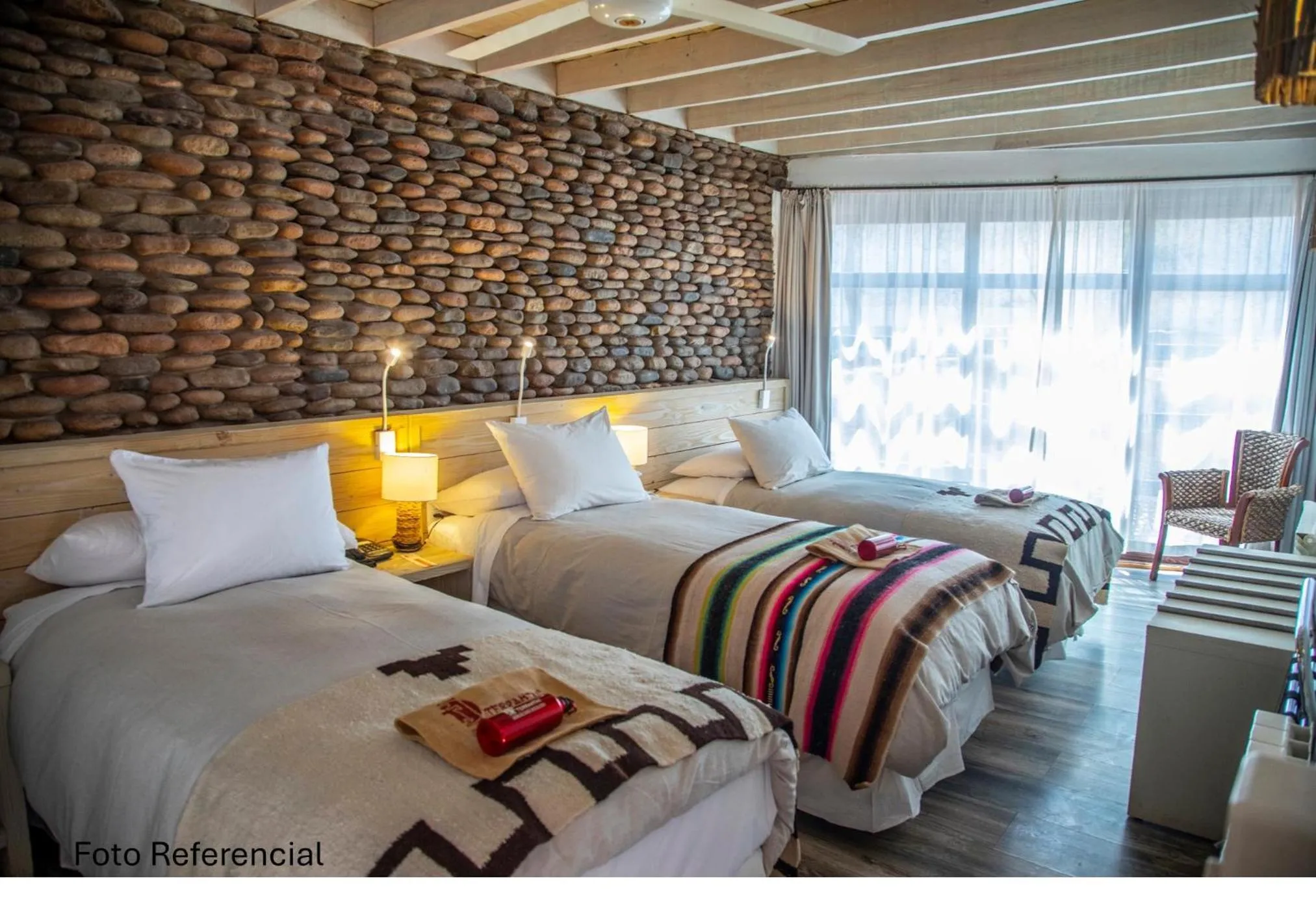 Decorative detail, Bed in Terrantai Lodge